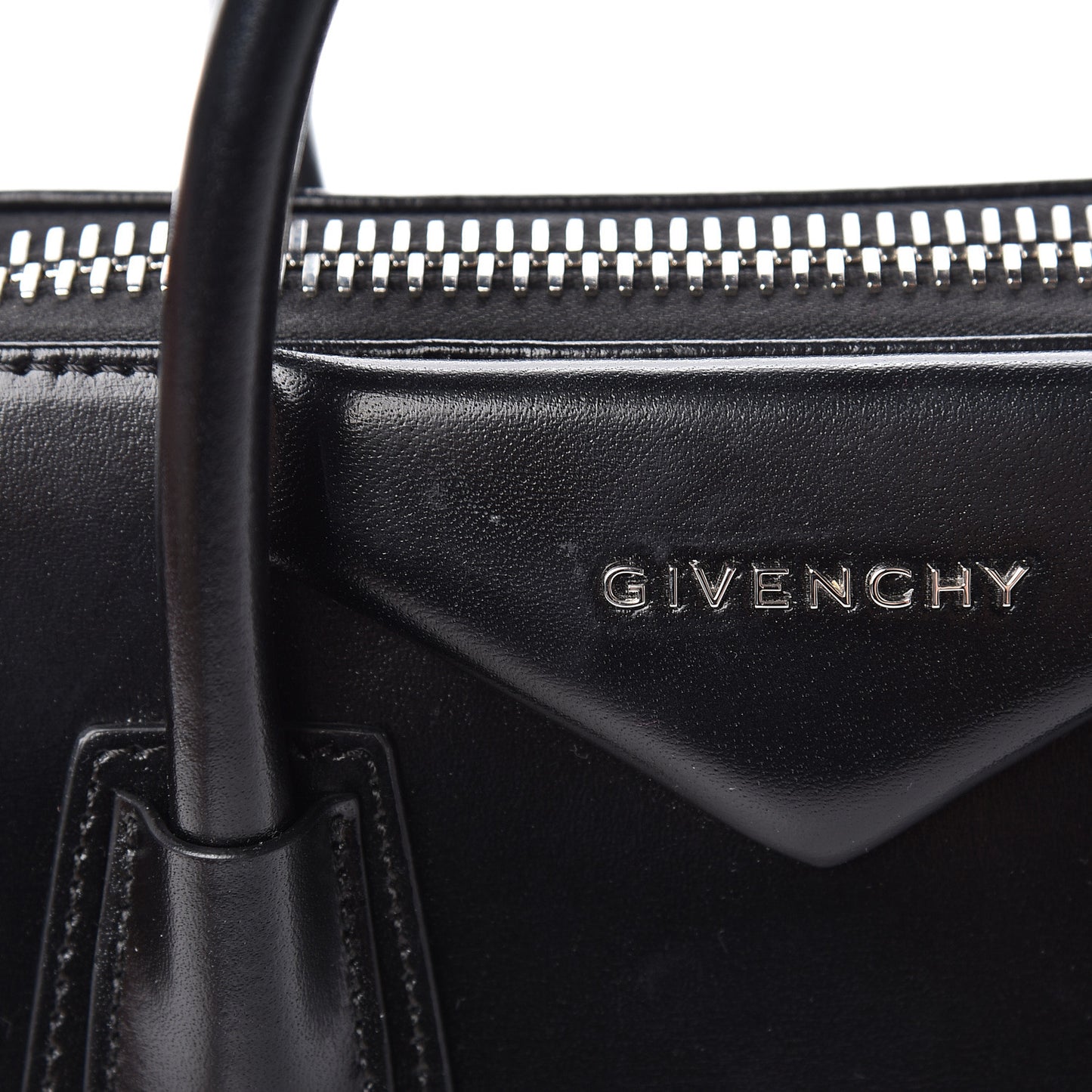 Shiny Lord Calfskin Small Antigona Black
