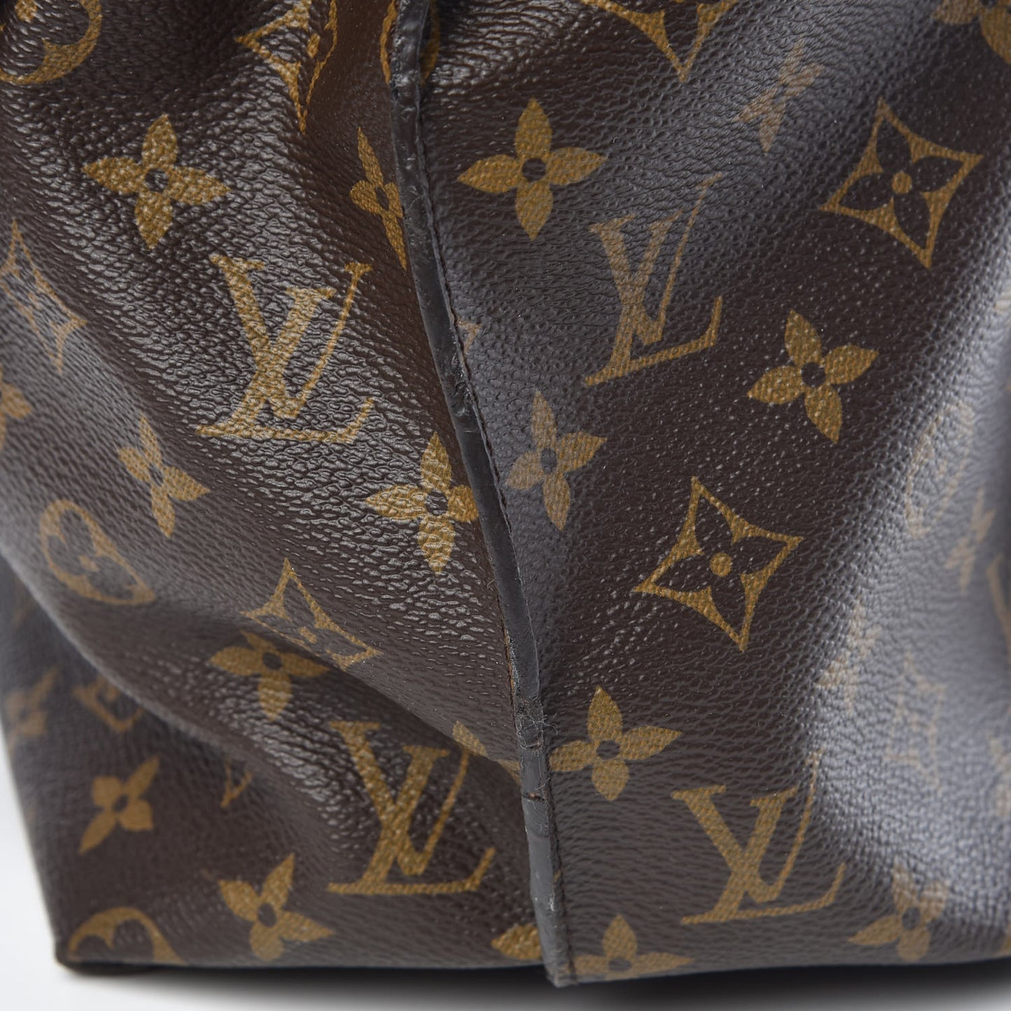 Monogram Metis
