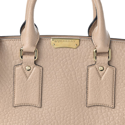 Burberry Signature Grain Medium Clifton Bag Pale Apricot 9 of 9