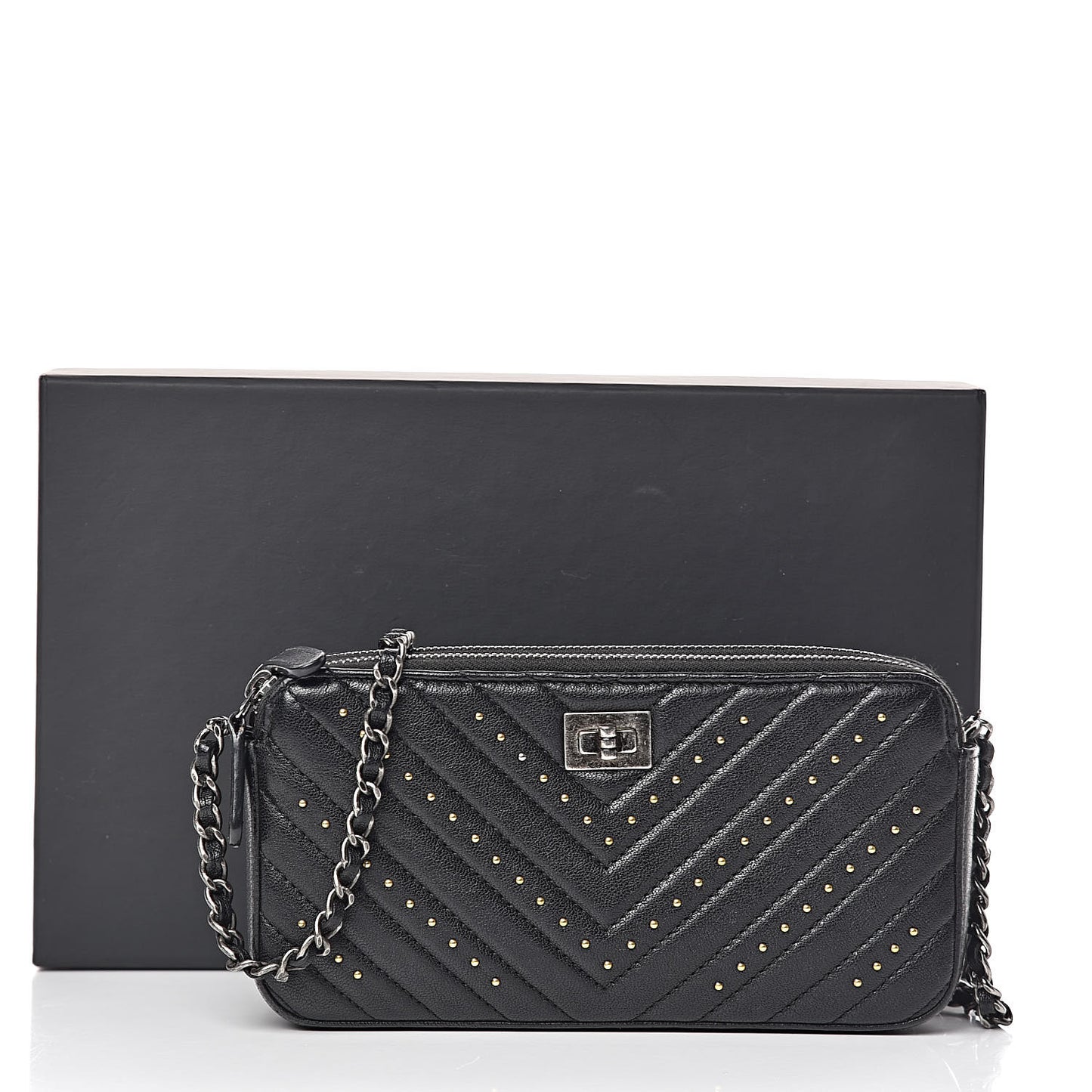 Sheepskin Chevron Quilted Studded Reissue Small Clutch With Chain Black
