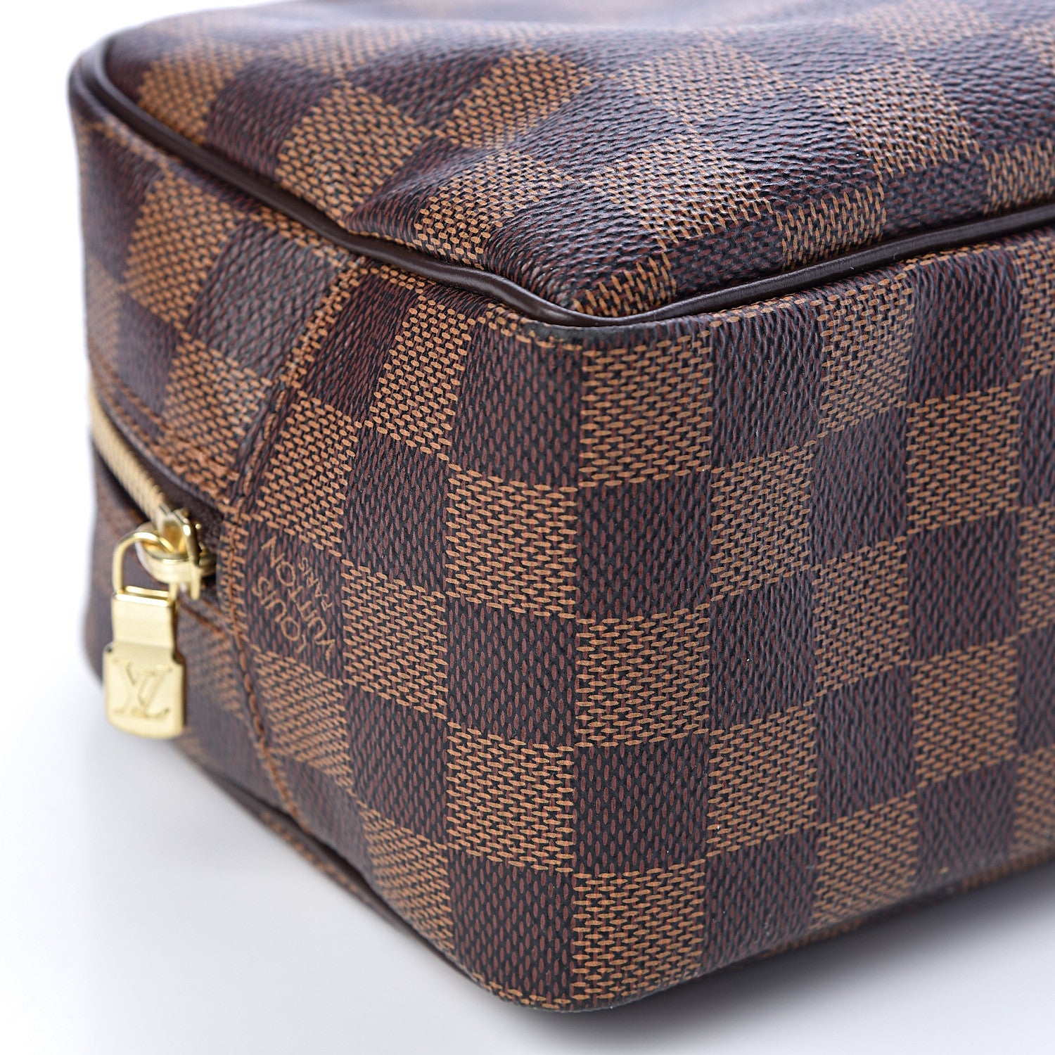 Louis Vuitton Damier Ebene Toiletry Bag 25 10 of 11