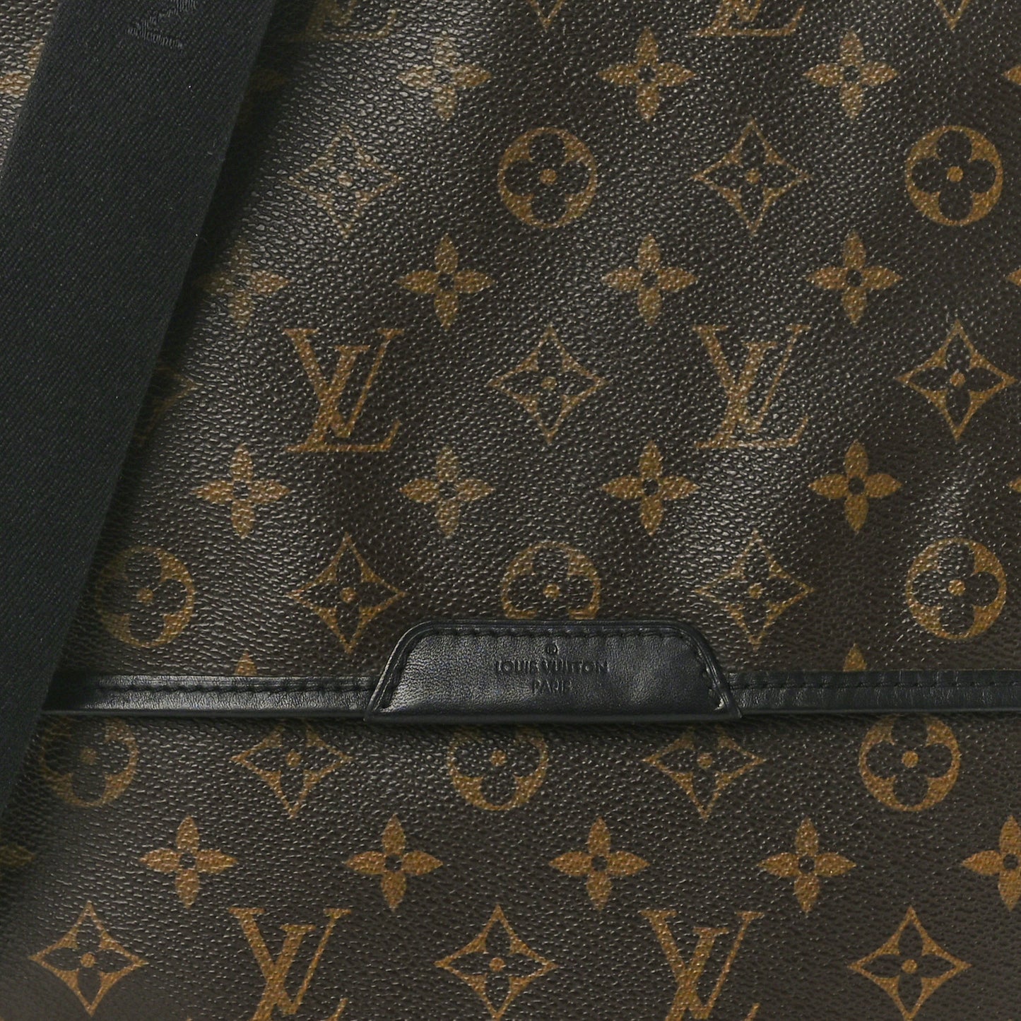 Monogram Macassar Bass MM