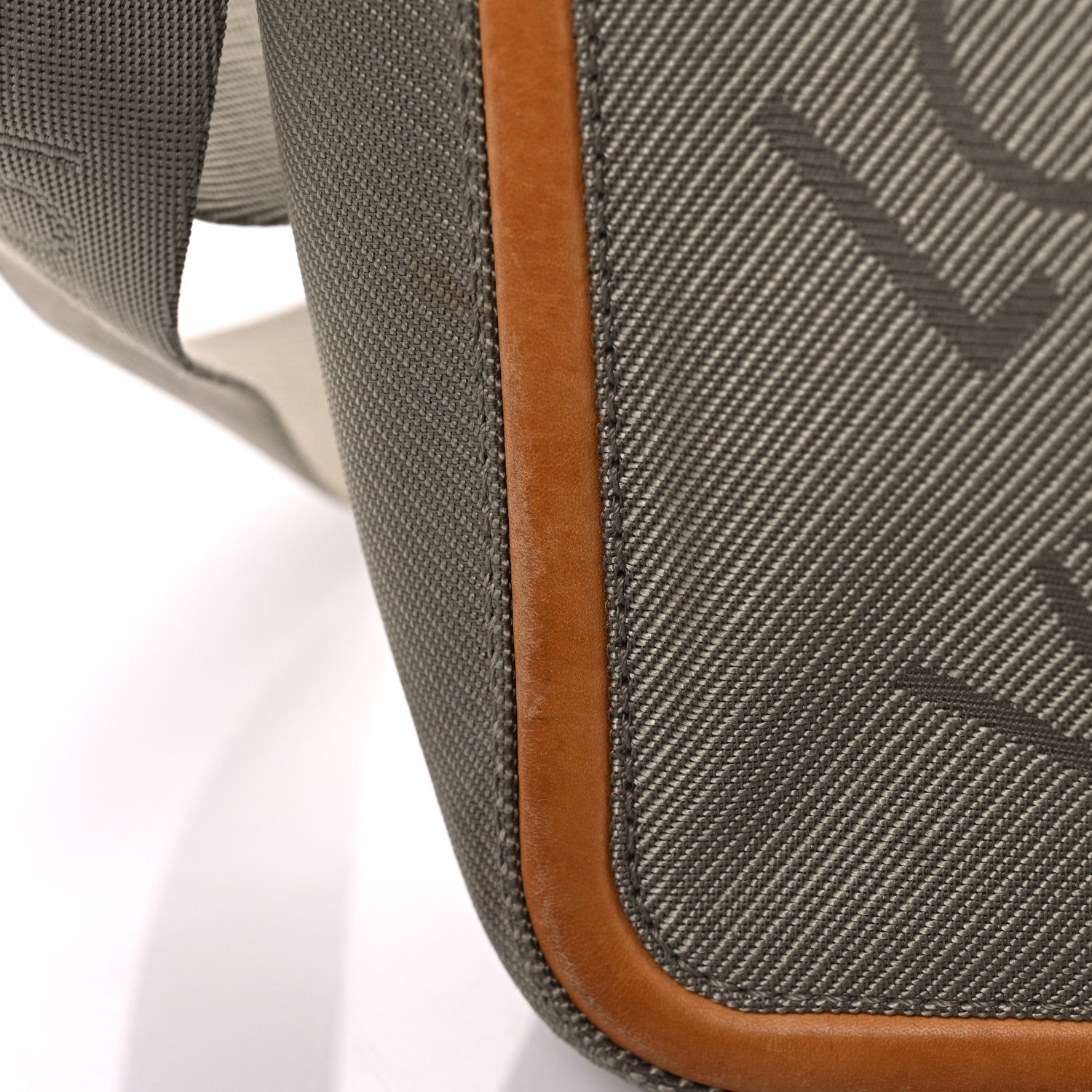 Louis Vuitton Damier Geant Citadin Messenger Sable 14 of 21