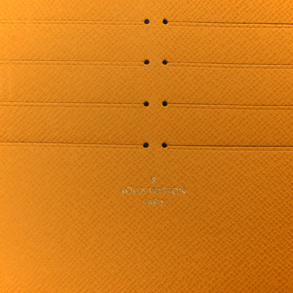 Louis Vuitton Monogram 2022 Christmas Animation New York Soho Pochette Felicie Chain Wallet Yellow 8 of 13