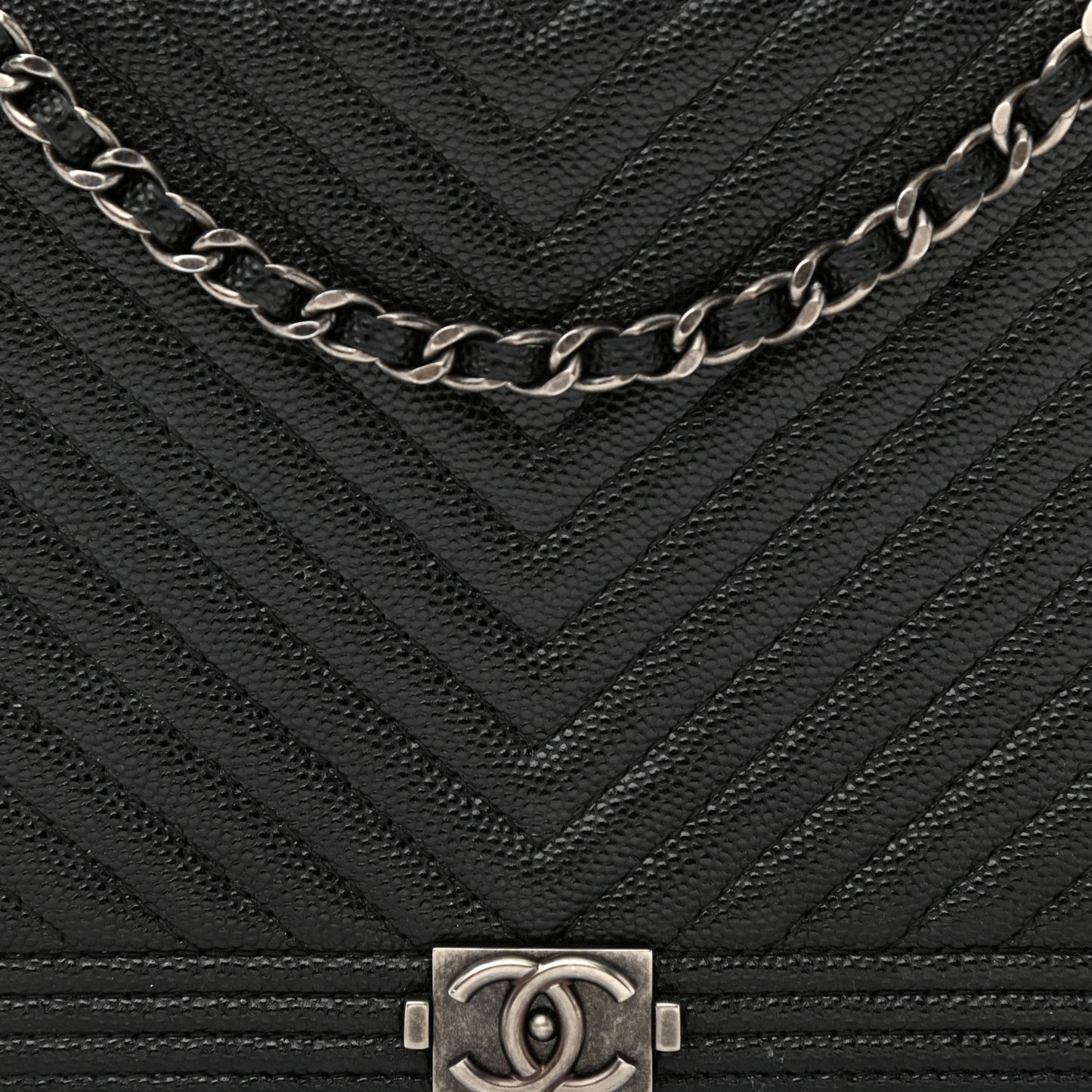 Caviar Chevron Quilted Boy Wallet On Chain WOC Black