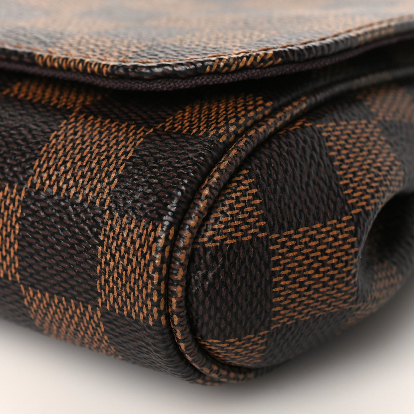Damier Ebene Favorite PM