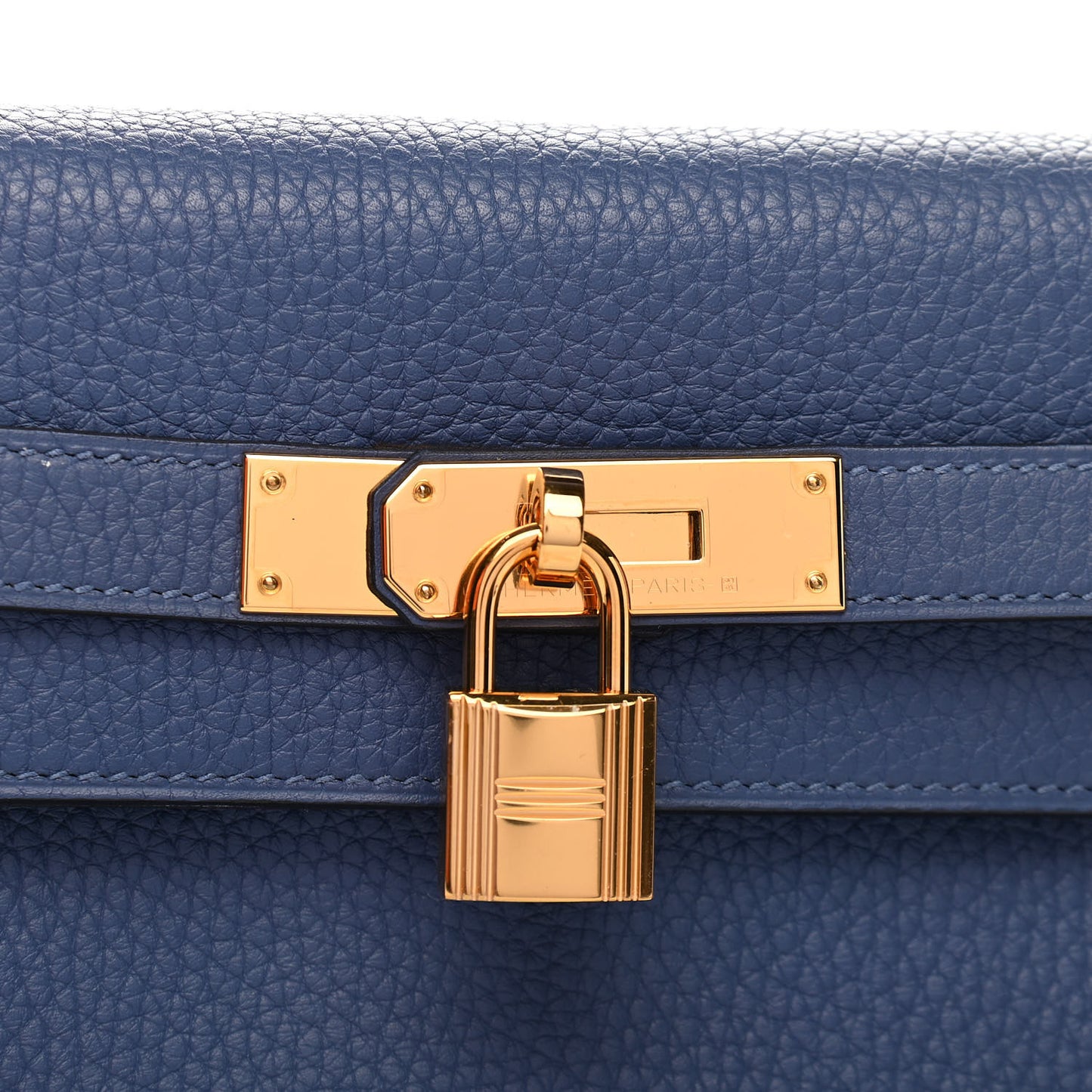 Taurillon Clemence Kelly Retourne 28 Bleu Brighton