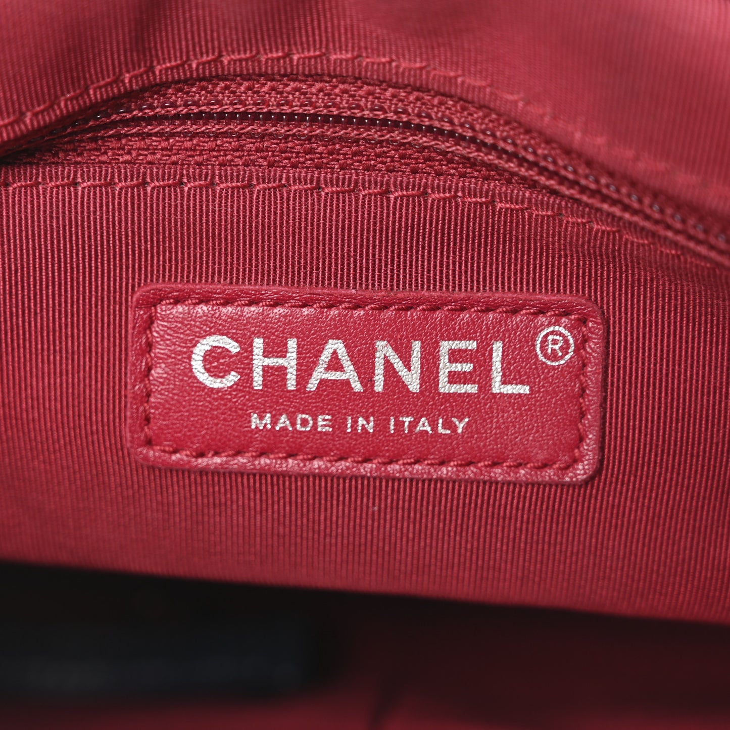 Patent Goatskin Quilted Medium Gabrielle Hobo Blue