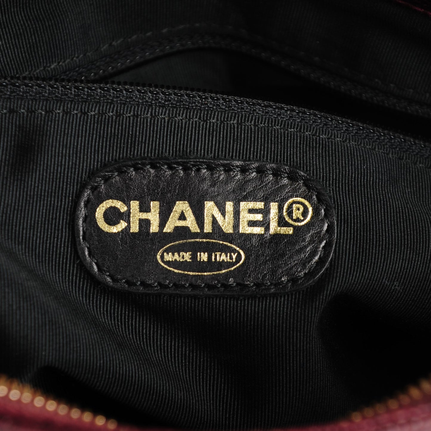 Caviar Shoulder Bag Bordeaux