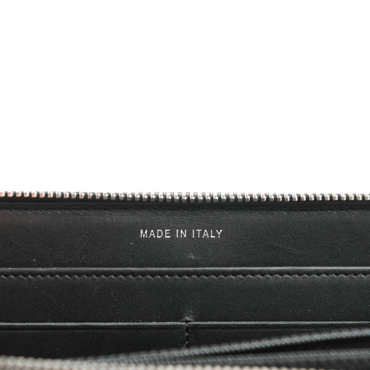 Glazed Calfskin Coco Boy Large Gusset Zip Around Wallet Black