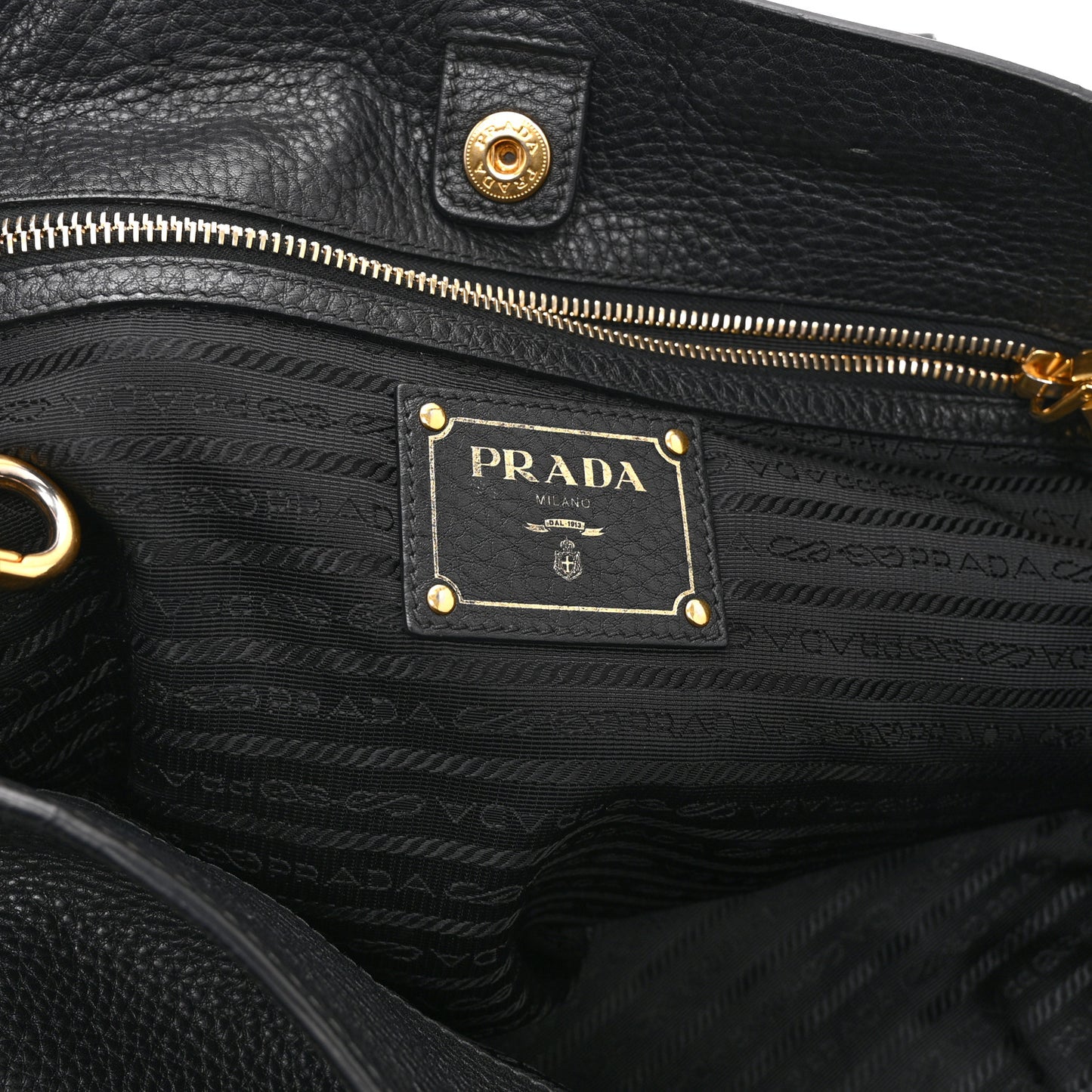 Vitello Daino Tote Black