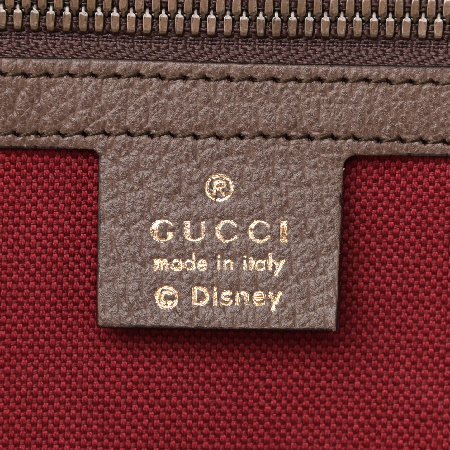 X DISNEY GG Supreme Monogram Donald Duck Retro Interlocking G Shopping Tote Beige Multicolor New Acero