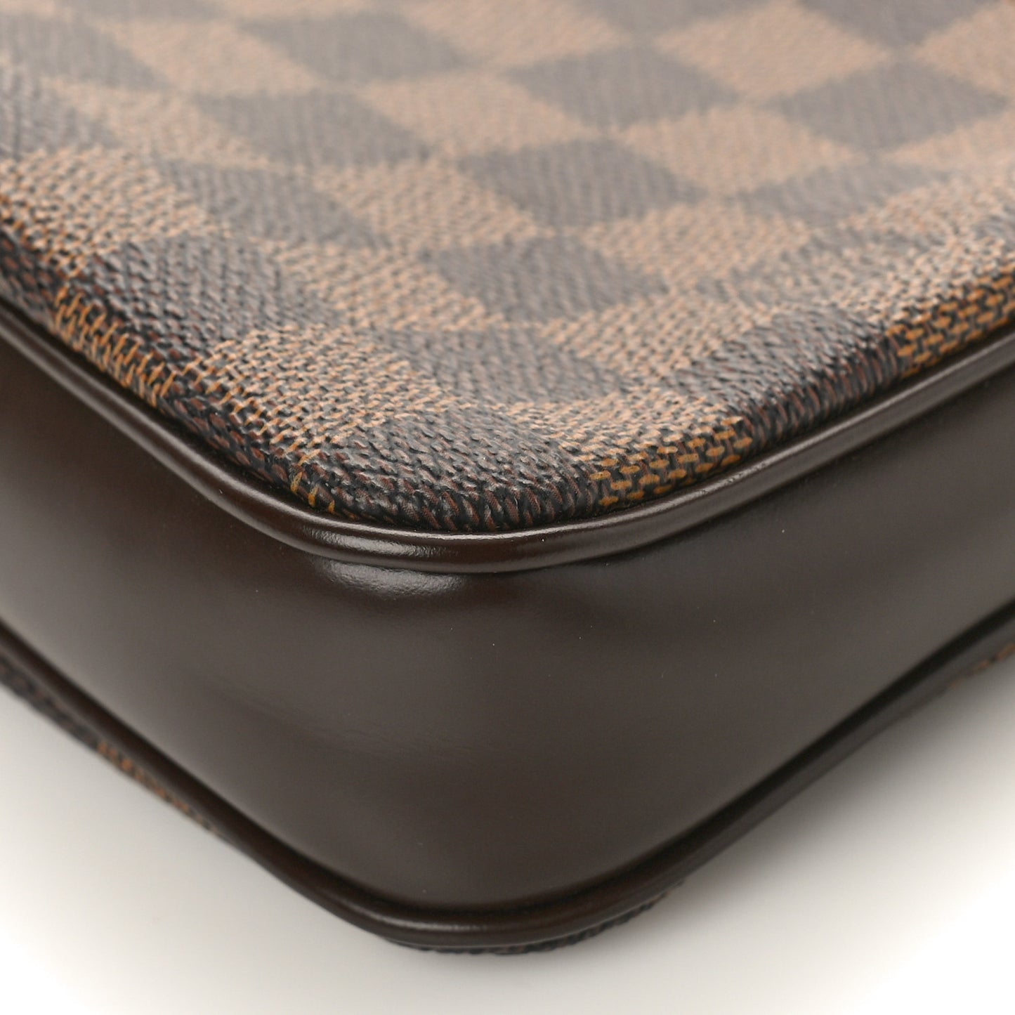 Damier Ebene Navona Pochette Accessories