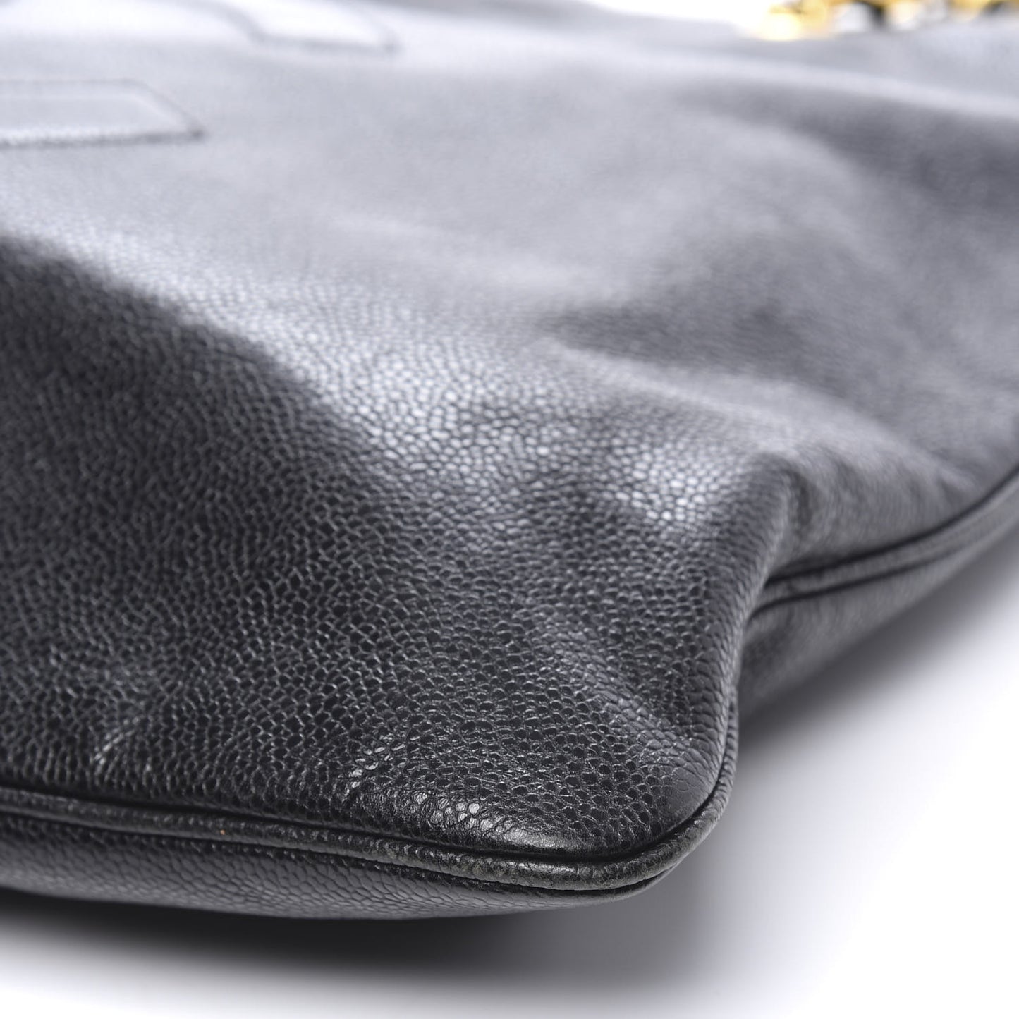 Caviar CC Shoulder Bag Black