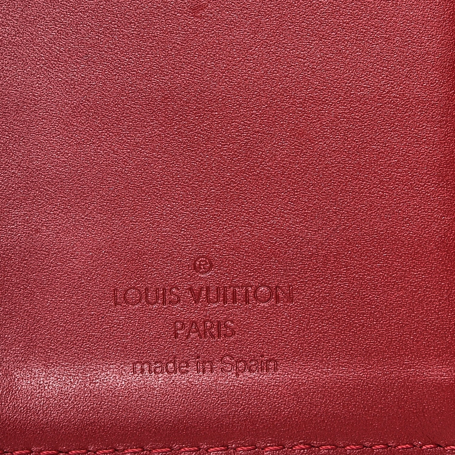 Louis Vuitton Vernis Small Ring Agenda Cover Pomme D'Amour 6 of 7