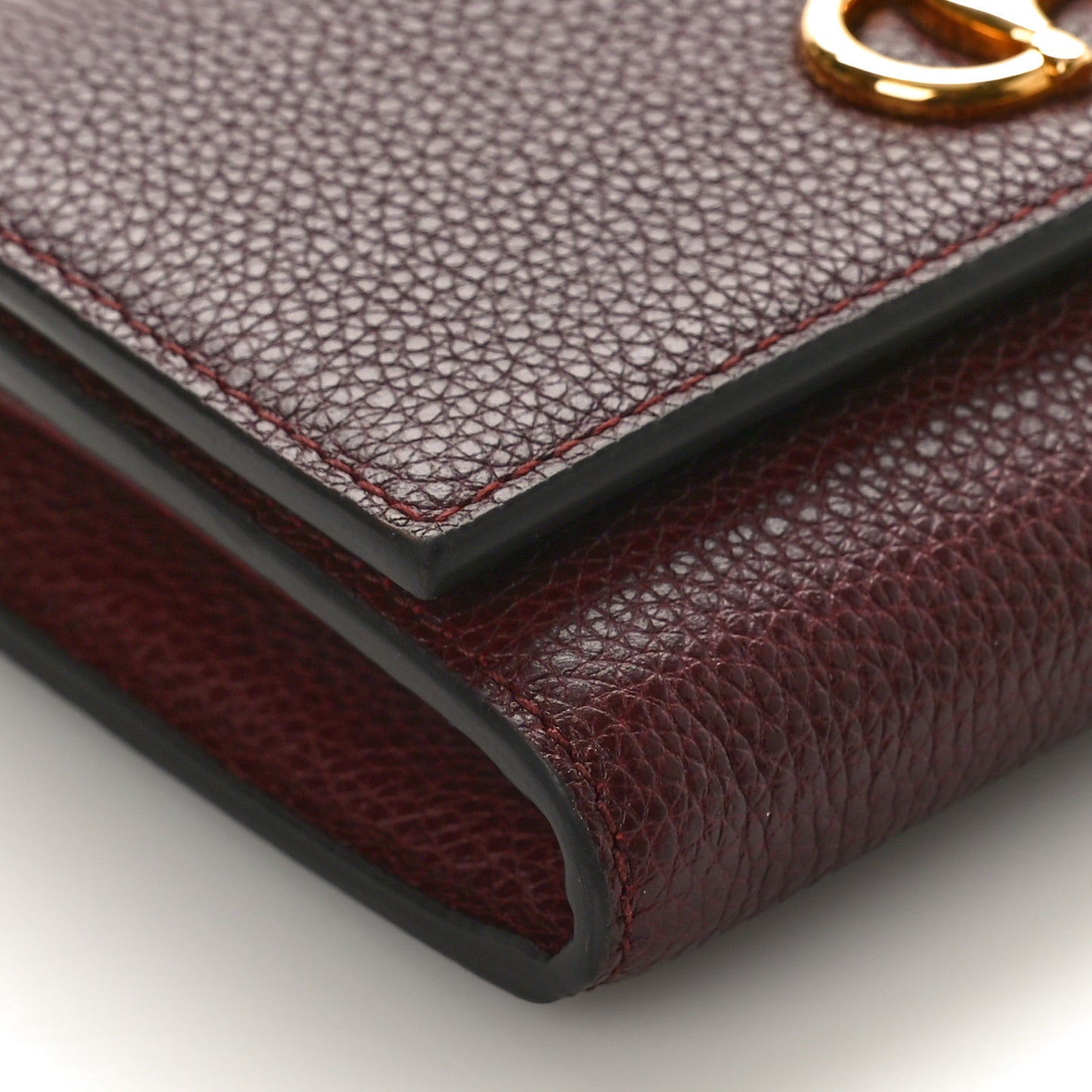 Grainy Calfskin Zumi Continental Wallet Vintage Bordeaux