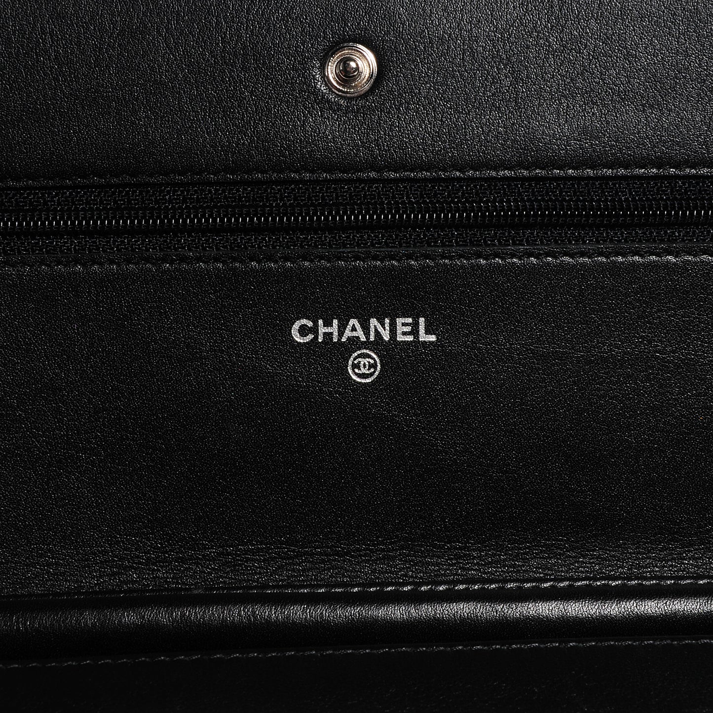 Caviar Timeless CC Wallet on Chain WOC Black