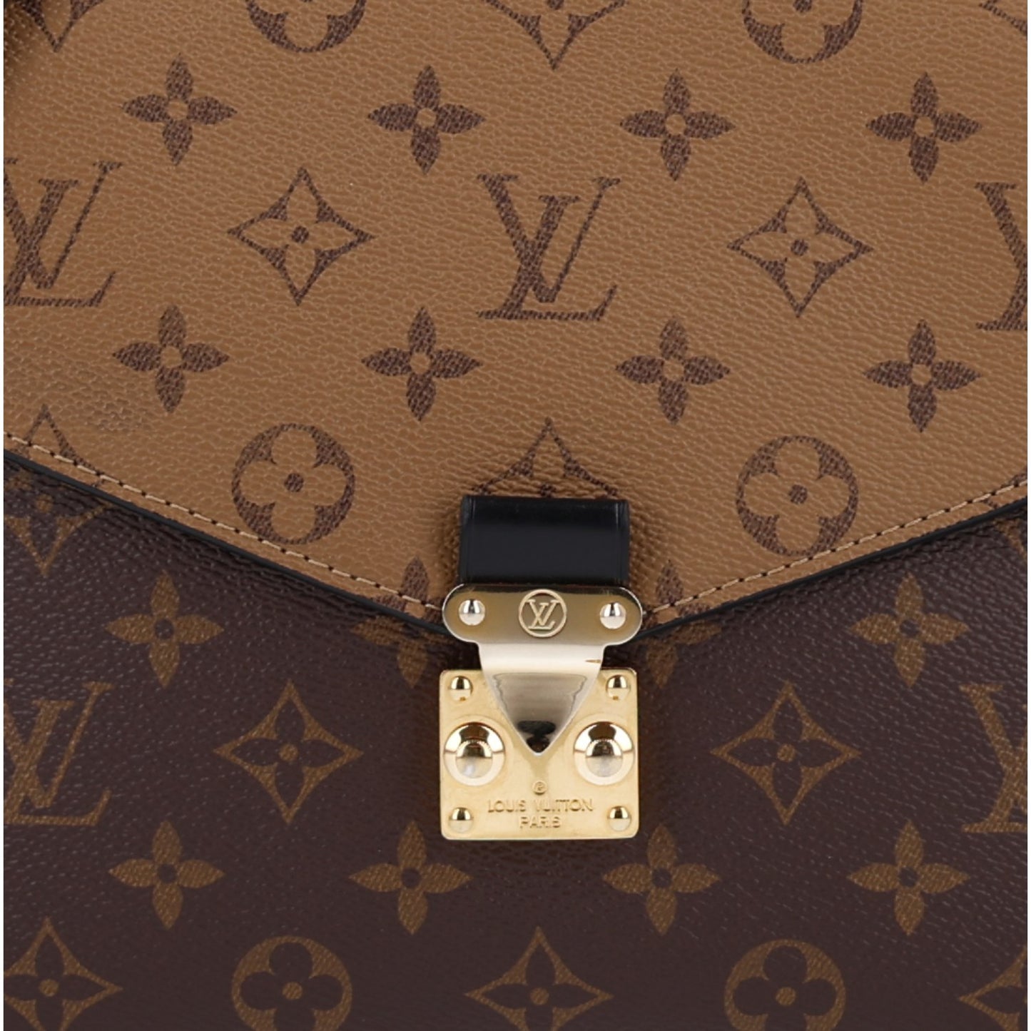 Reverse Monogram Pochette Metis