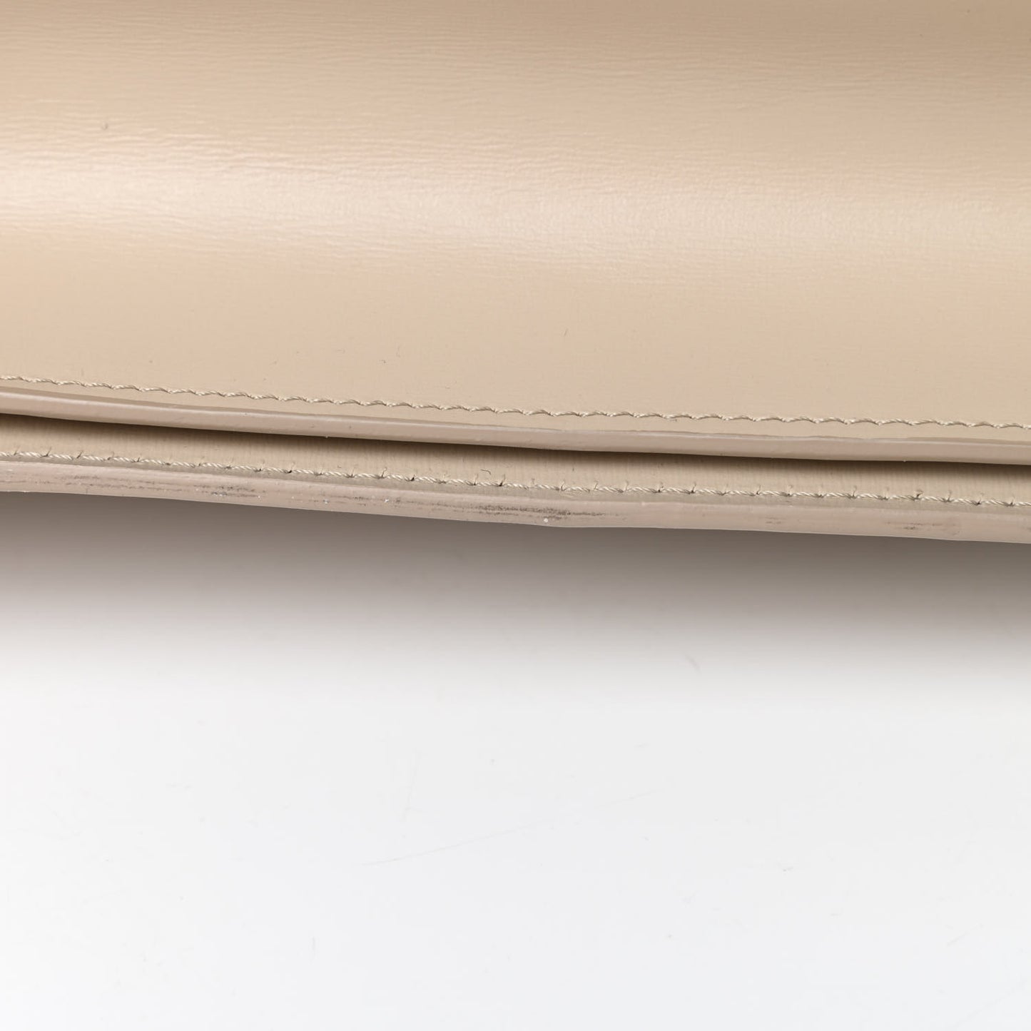 Box Calfskin Medium Classic Box Flap Bag Powder