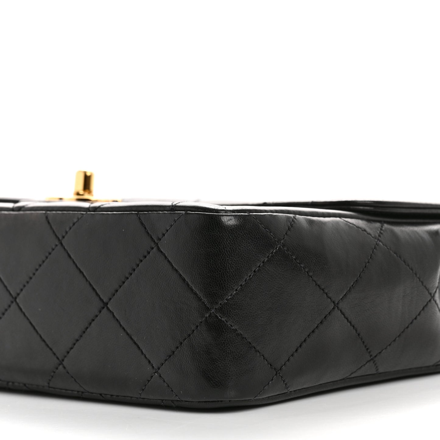 Lambskin Quilted Medium Single Flap Black