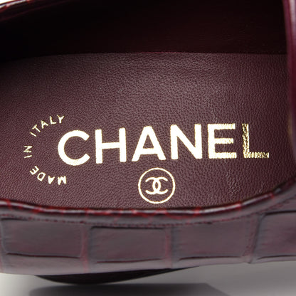 Chanel Crocodile Embossed Calfskin CC Chain Mocassin Loafers 38.5 Burgundy Black 8 of 12