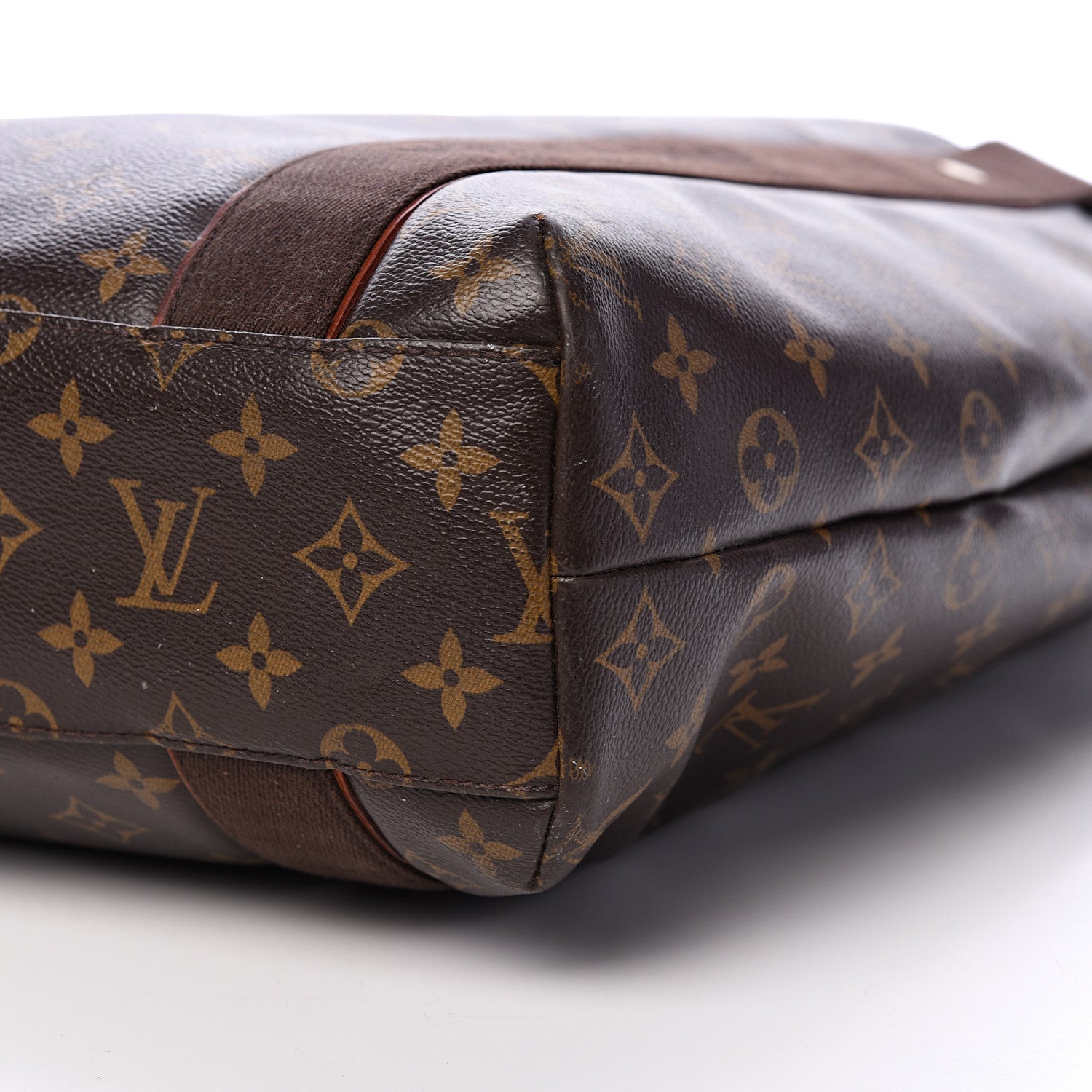 Louis Vuitton Monogram Cabas Beaubourg 10 of 12