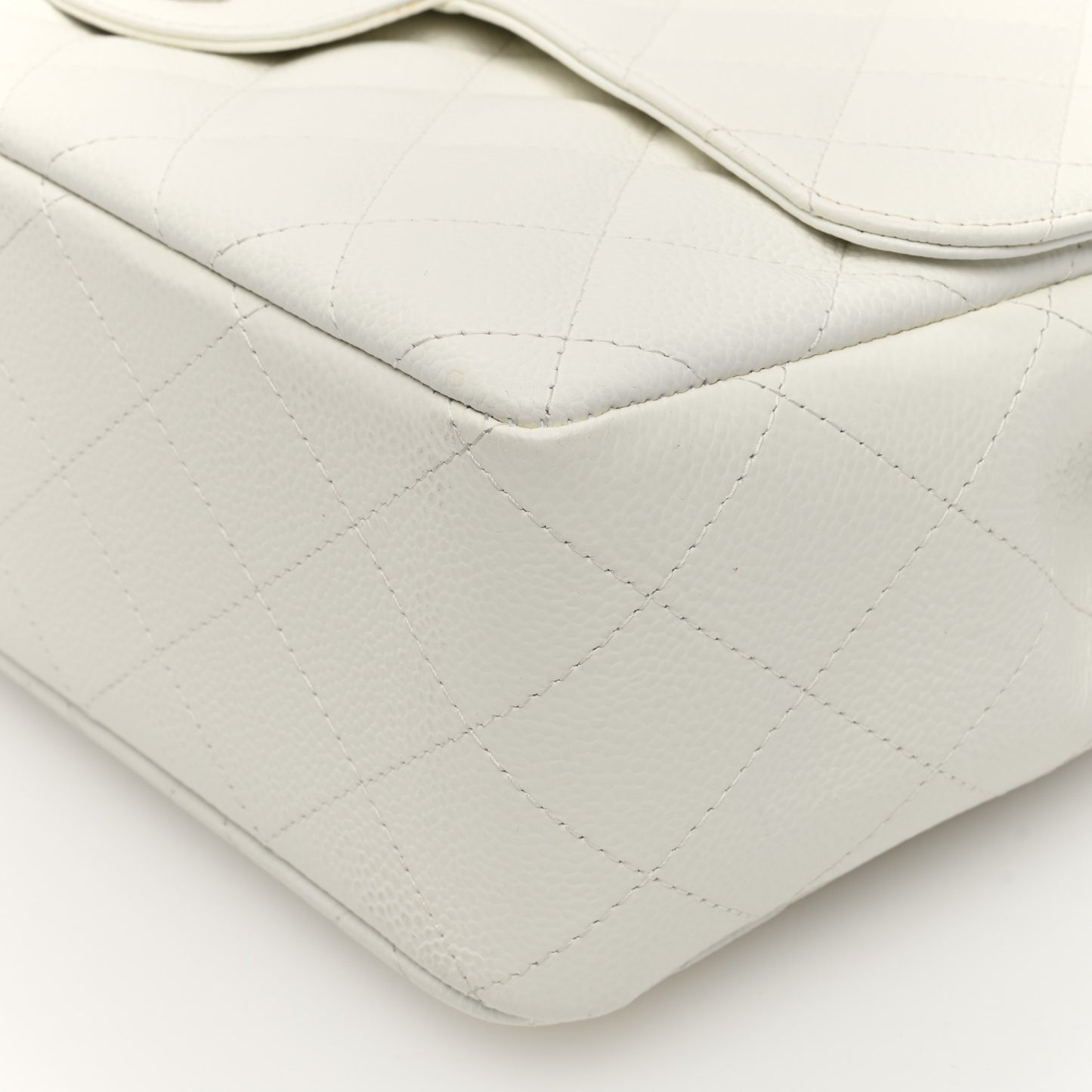Caviar Quilted Jumbo Single Flap White
