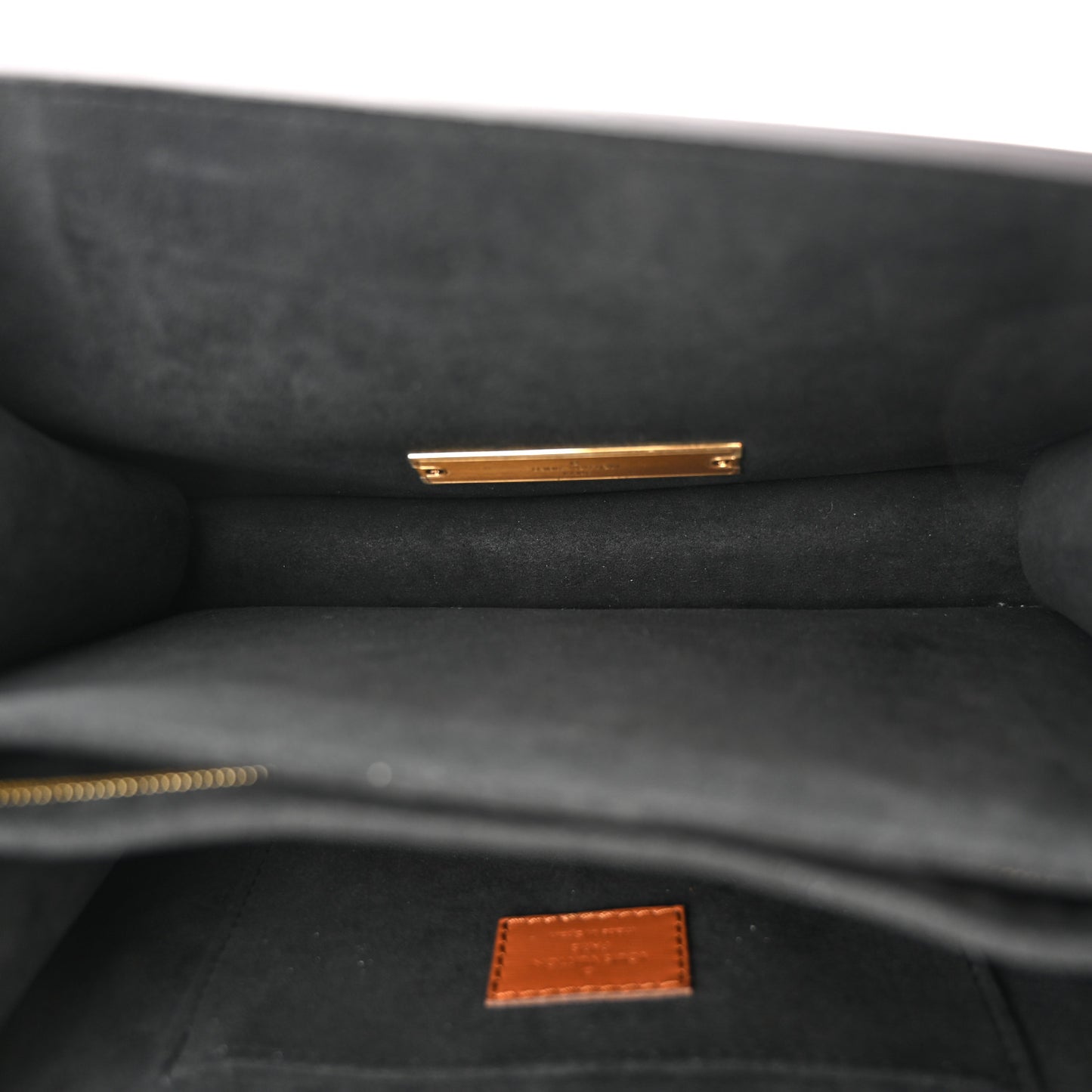 Reverse Monogram Dauphine MM