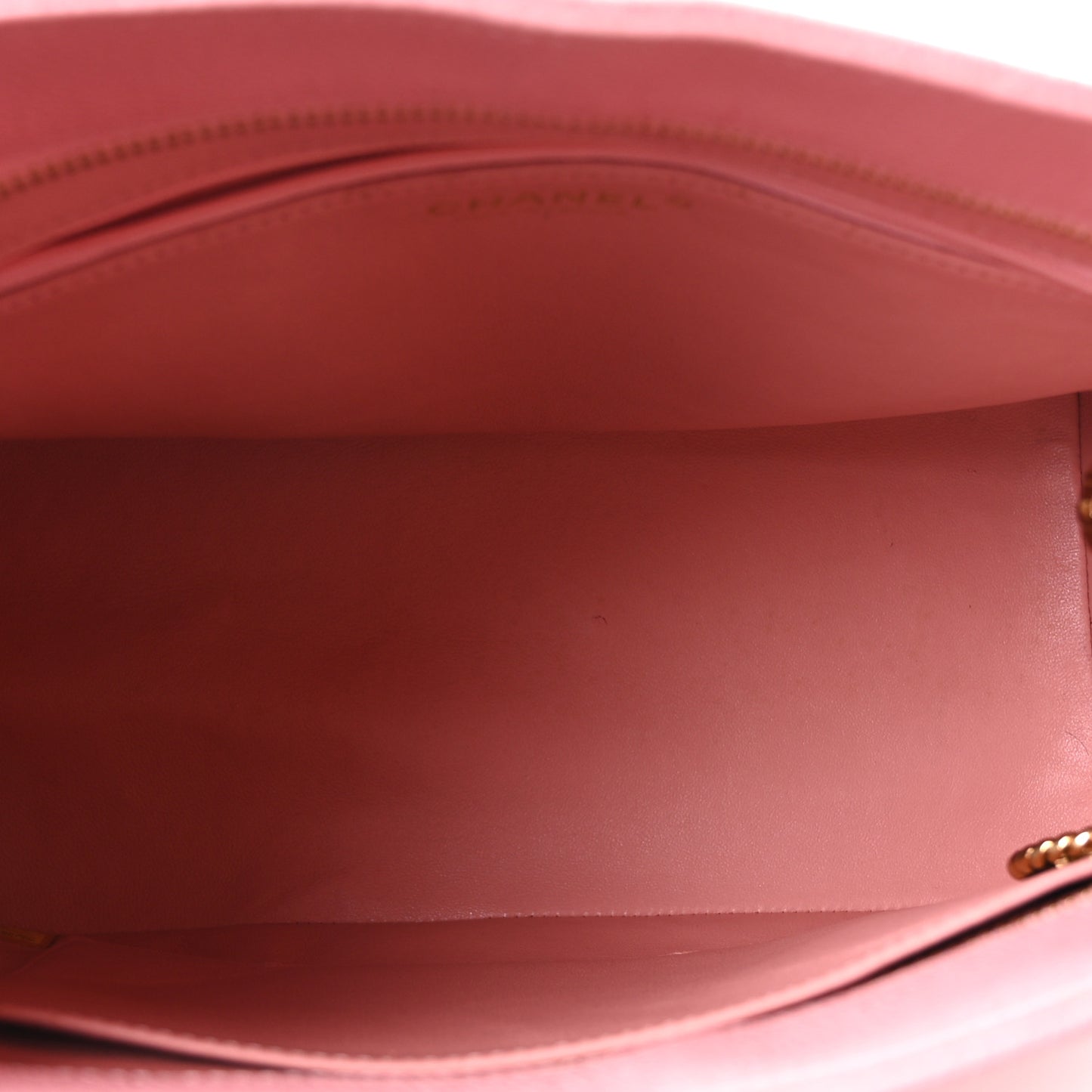 Caviar Medallion CC Tote Light Pink