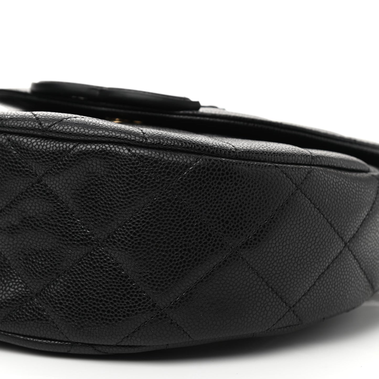Caviar Quilted Small Messenger Flap Black