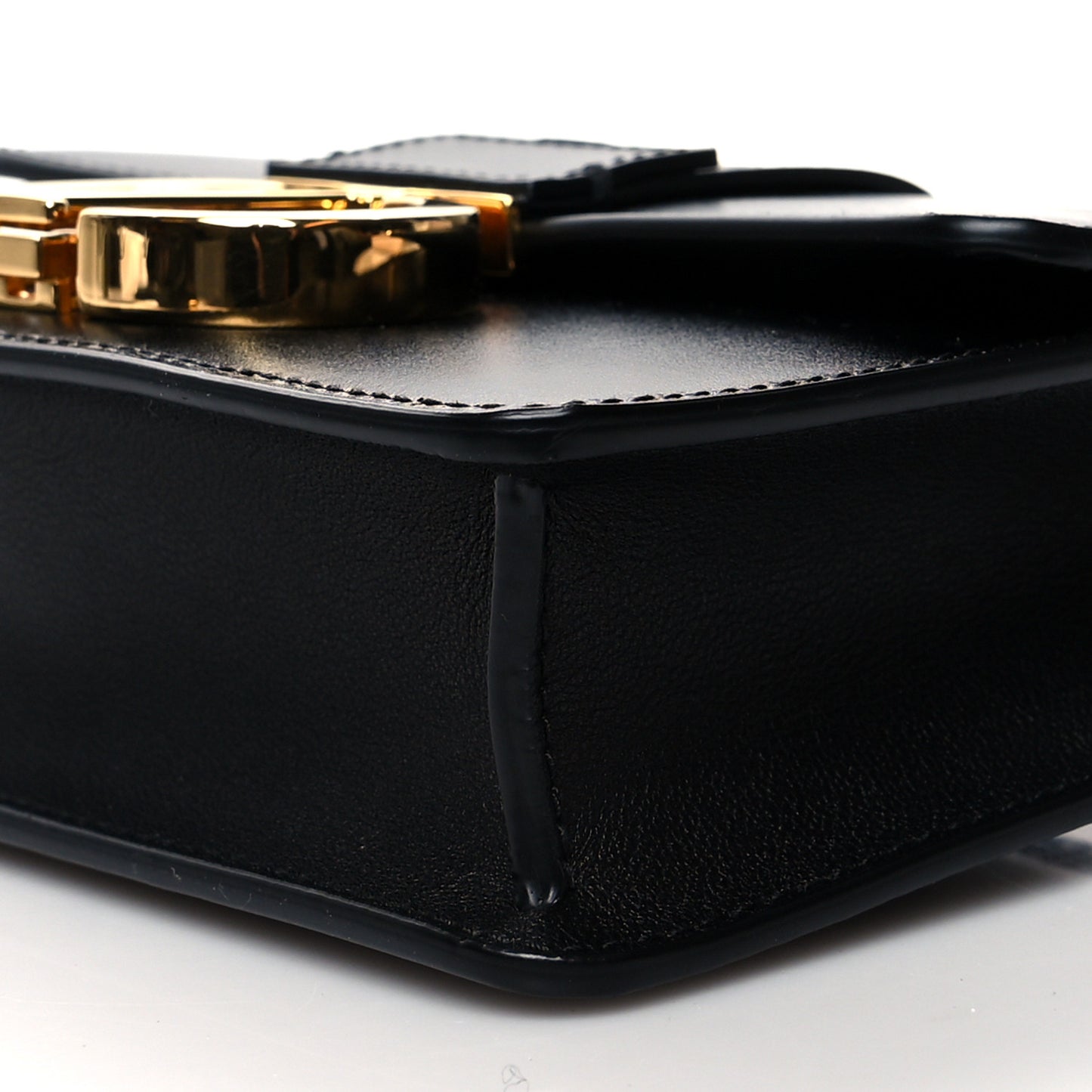Box Calfskin Micro 30 Montaigne Bag Black