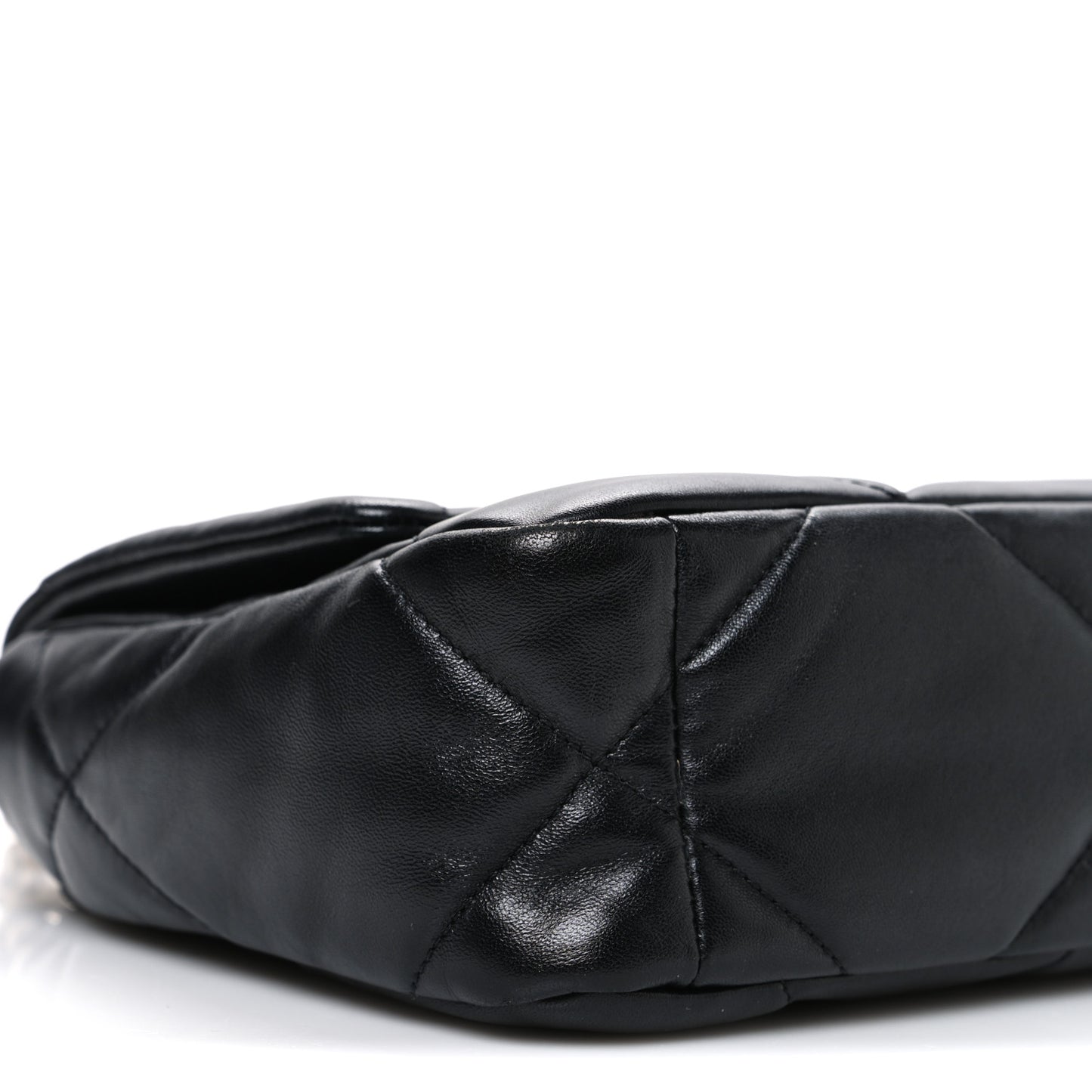 Lambskin Quilted Medium Chanel 19 Flap Black