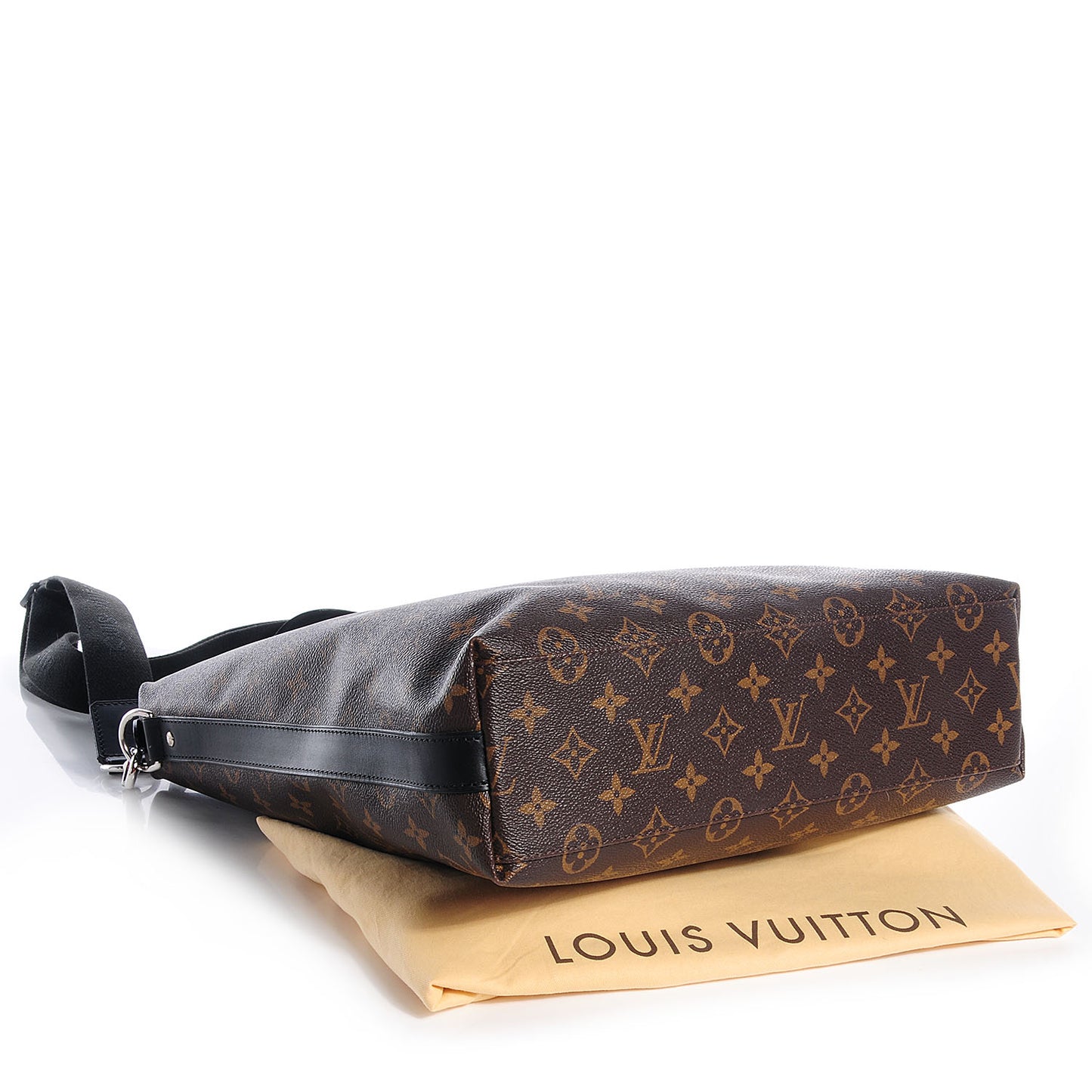 Monogram Macassar Kitan