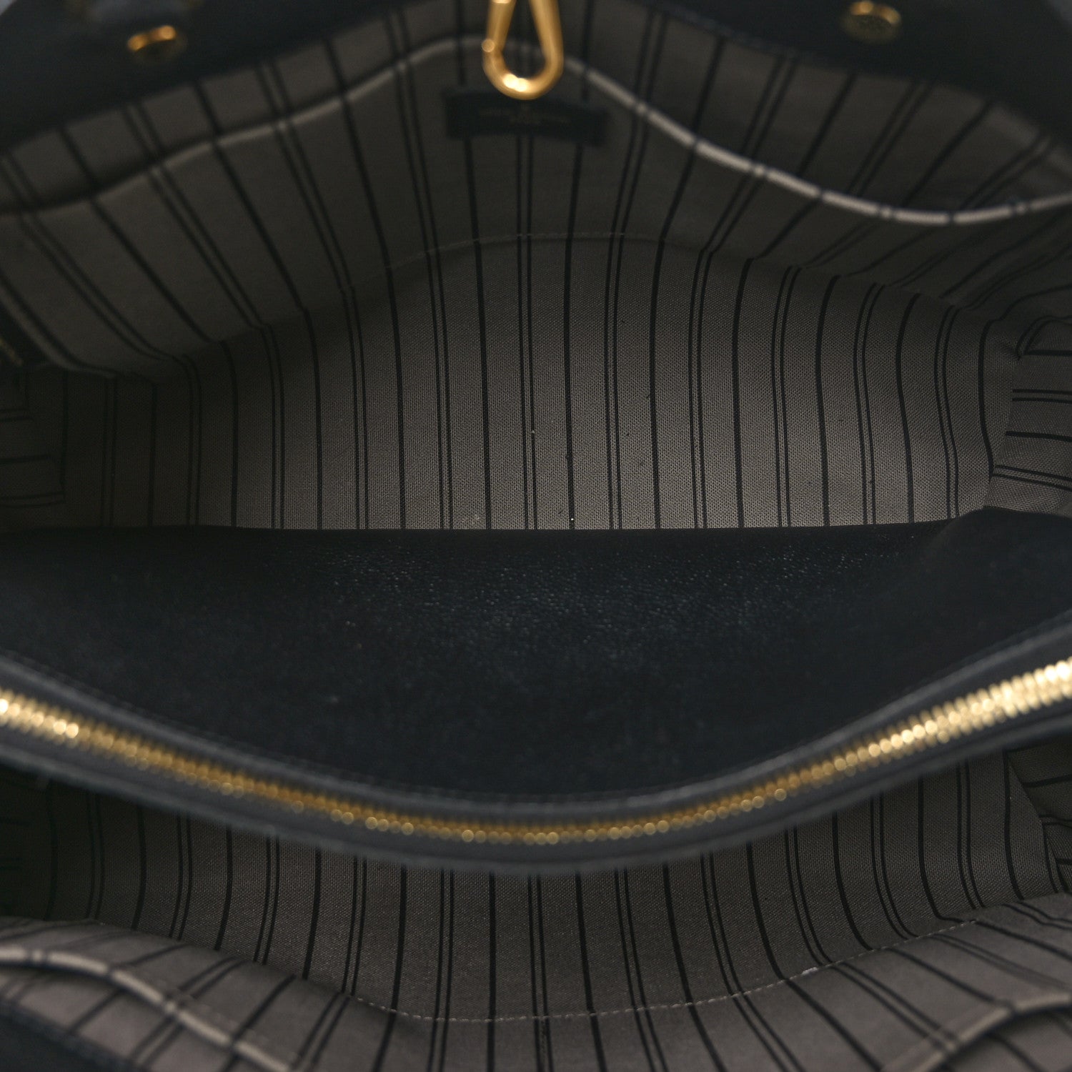 Louis Vuitton Empreinte Montaigne GM Black 5 of 10