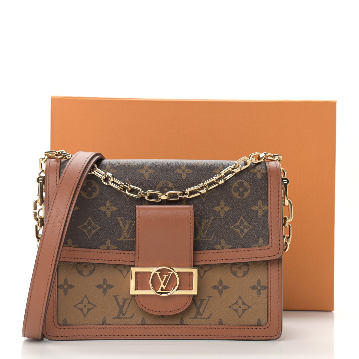Reverse Monogram Dauphine MM