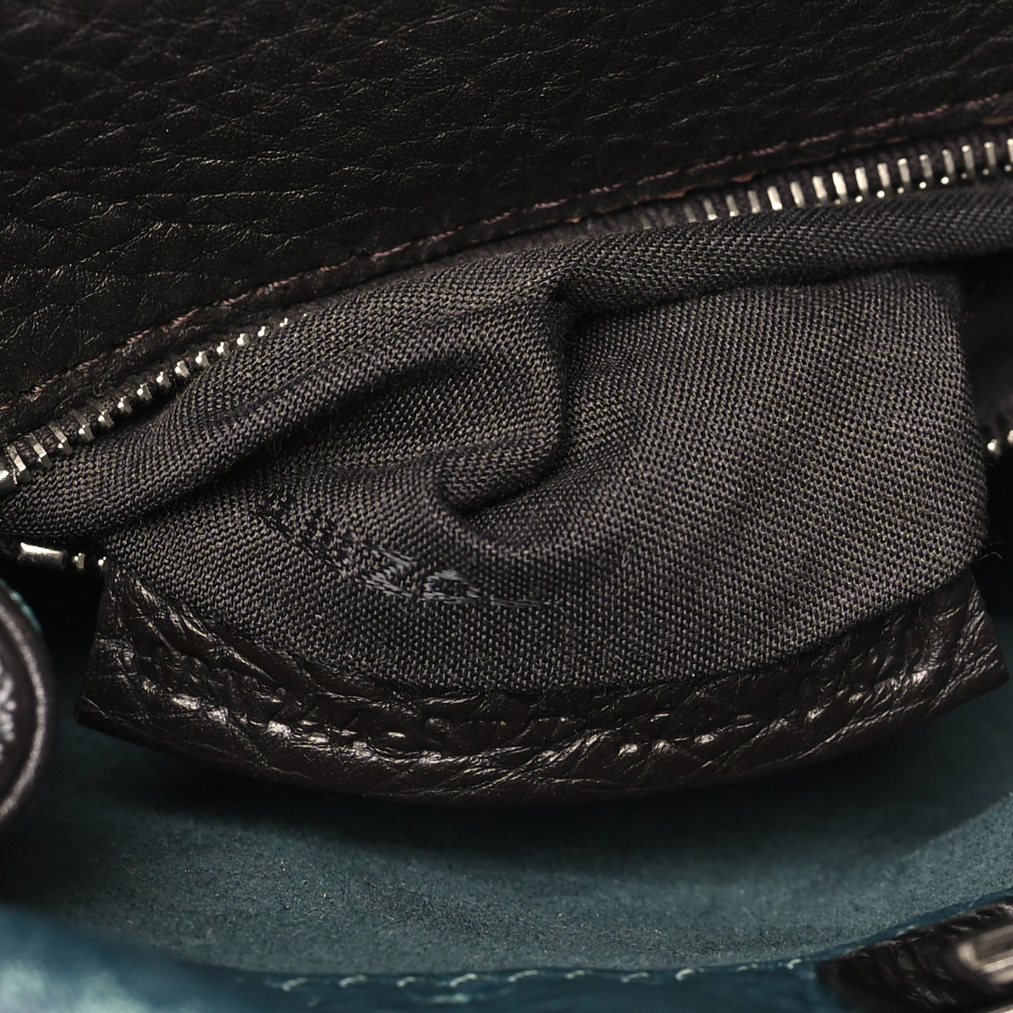Cuoio Romano Elaphe Selleria Lace Up Bi-Color Mini Peekaboo Iconic Satchel Amazzonia