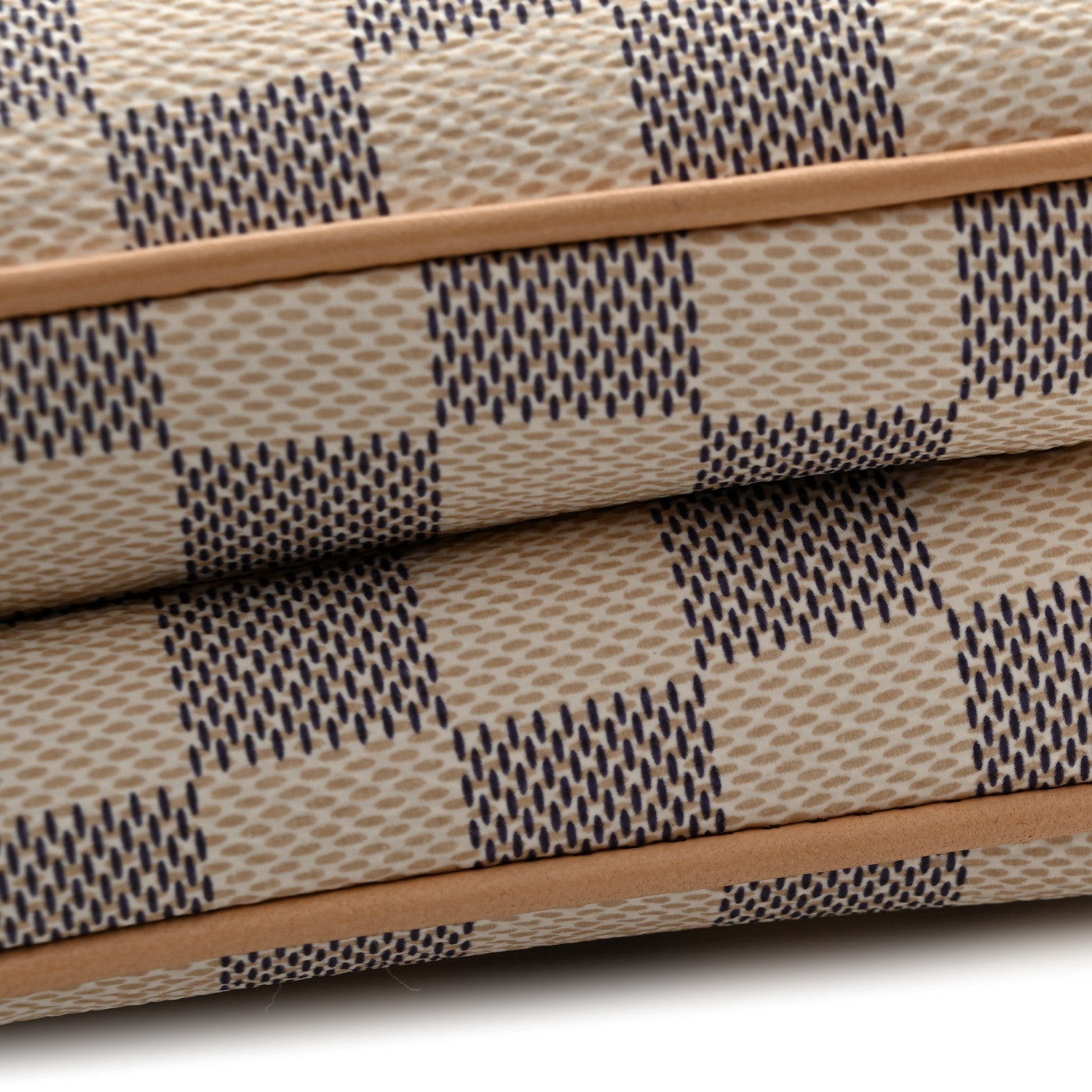 Louis Vuitton Damier Azur Liv Pochette 11 of 11