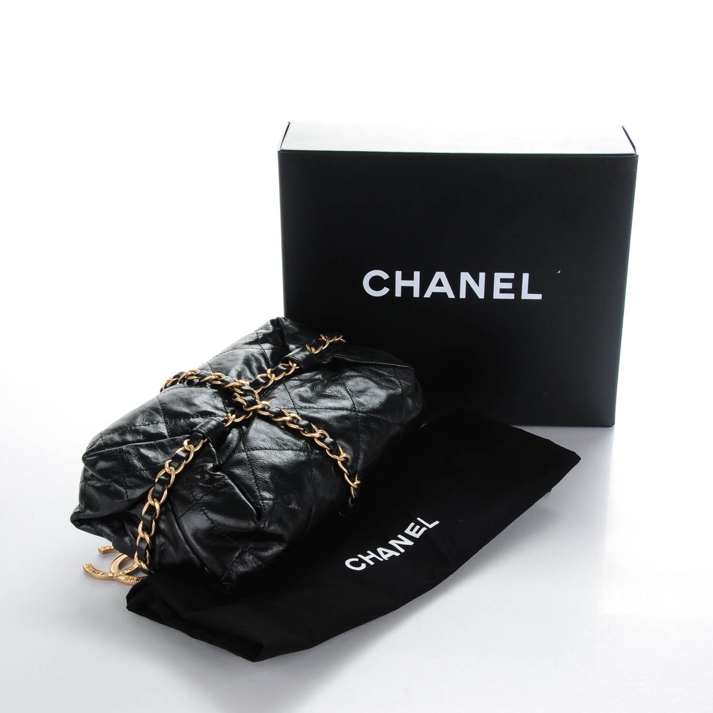 Calfskin Quilted Baluchon Black