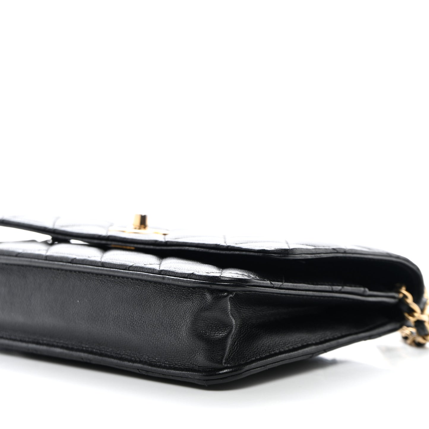 Lambskin Quilted CC Pearl Crush Wallet on Chain WOC Black