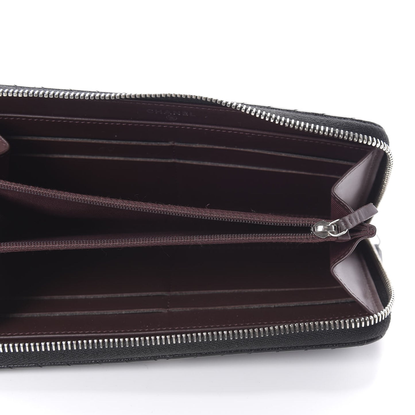 Caviar Chevron Quilted Large Gusset Zip Around Wallet Black