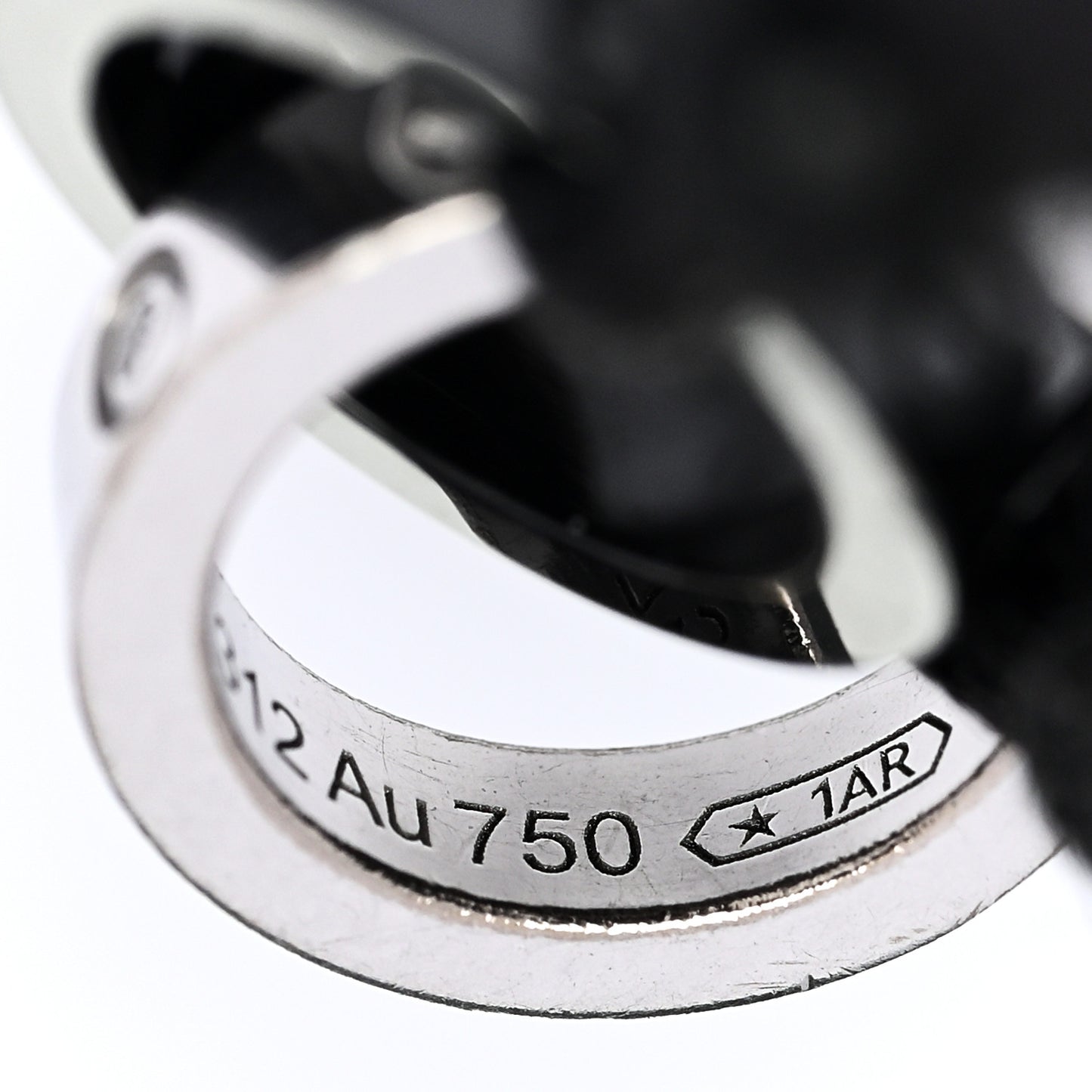 18K White Gold Ceramic 4 Diamond LOVE Cord Bracelet Black