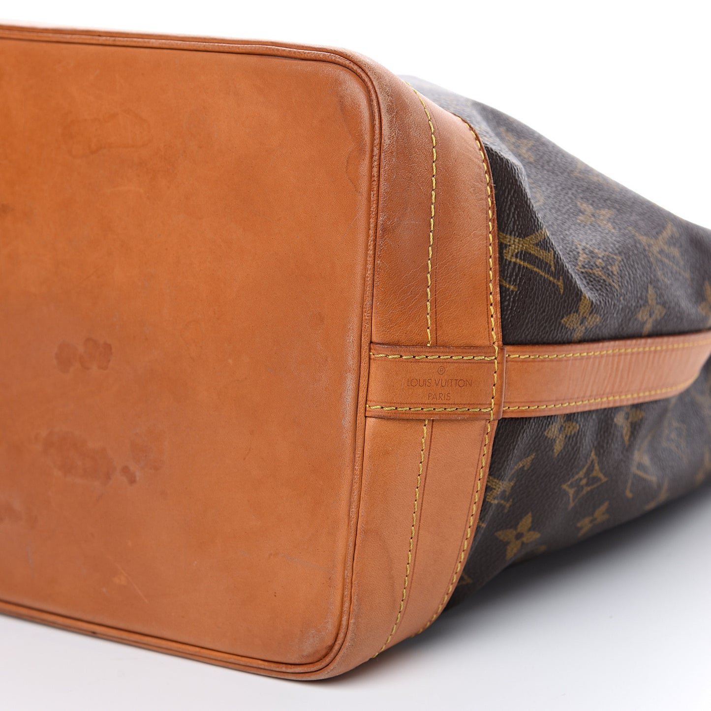 Monogram Noe