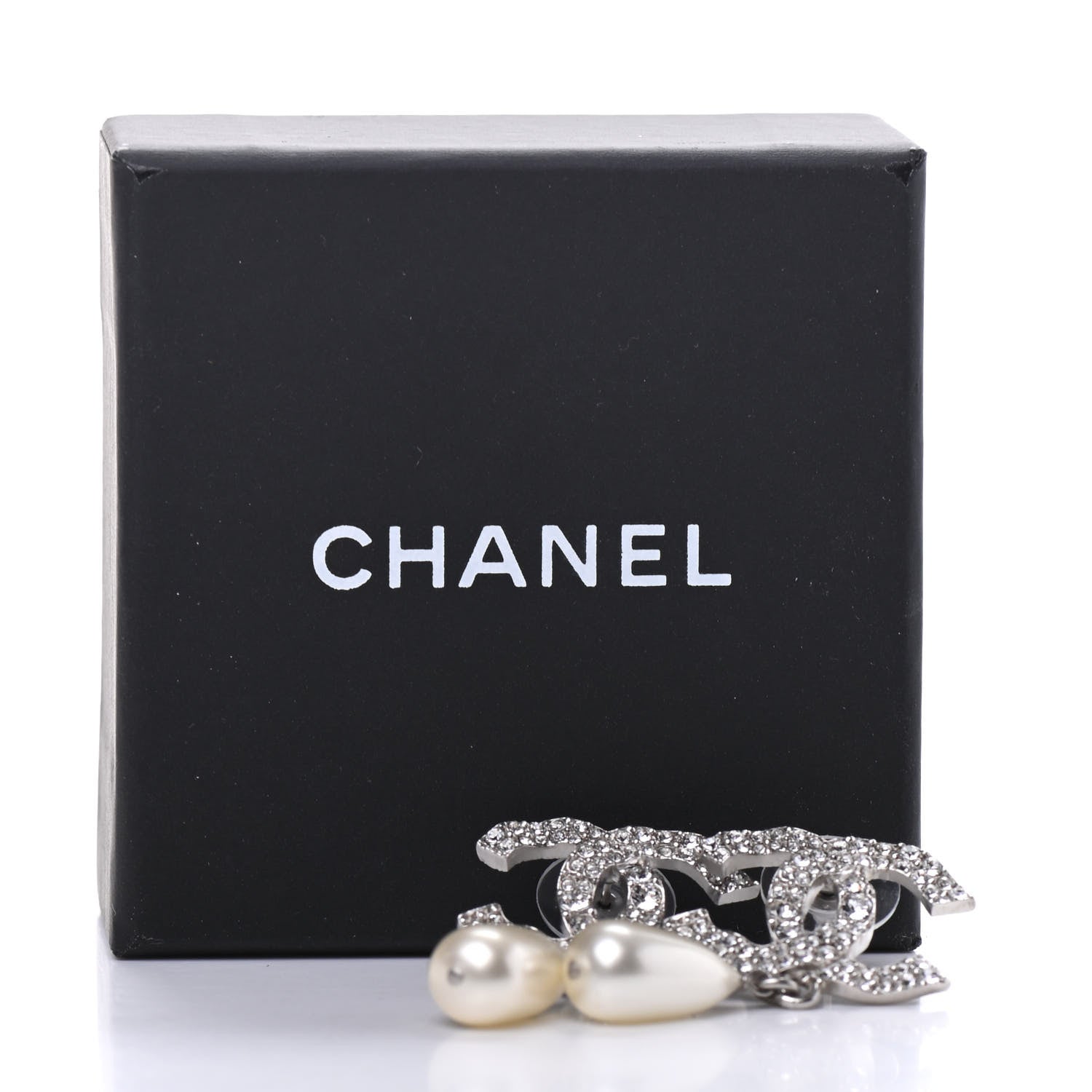 Chanel Crystal Pearl CC Drop Darling Bows Earrings Silver Pearly White 5 of 5