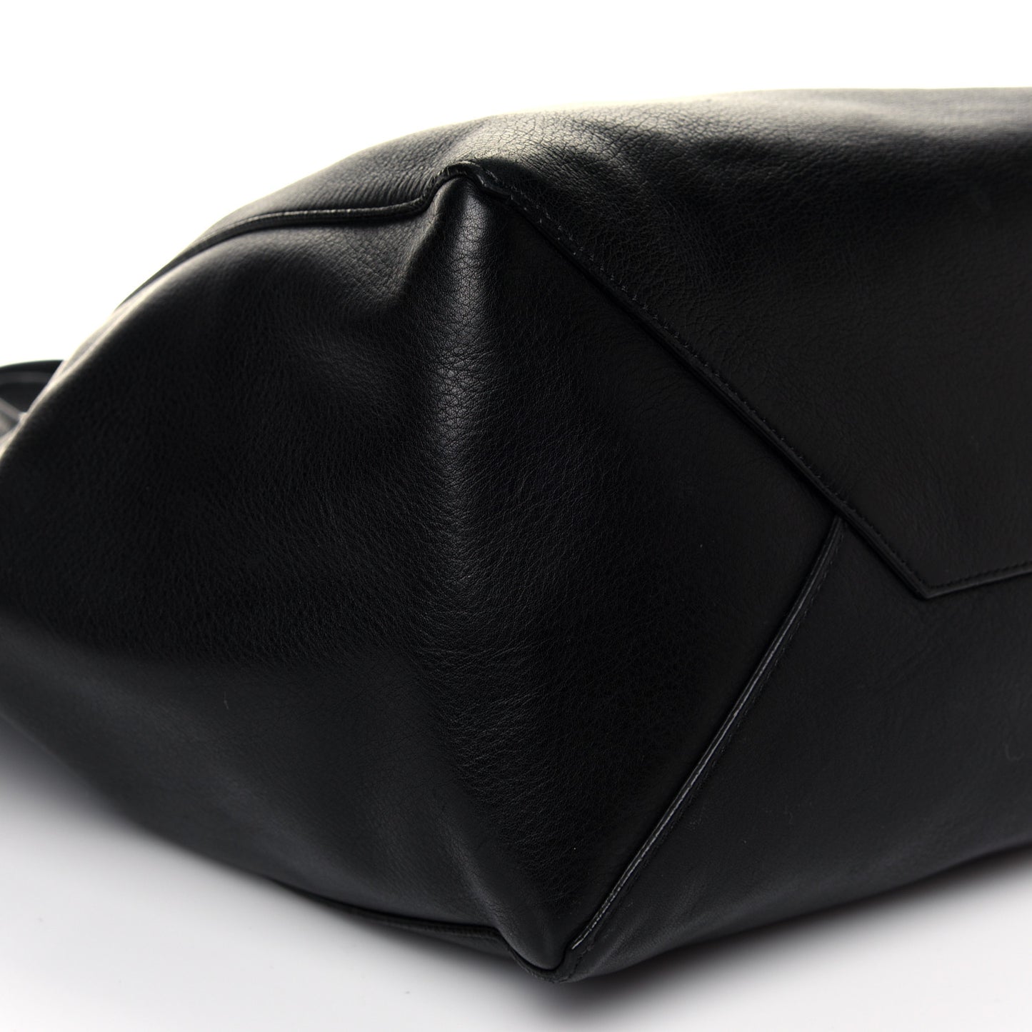 Soft Grained Calfskin Small Belt Cabas Phantom Black