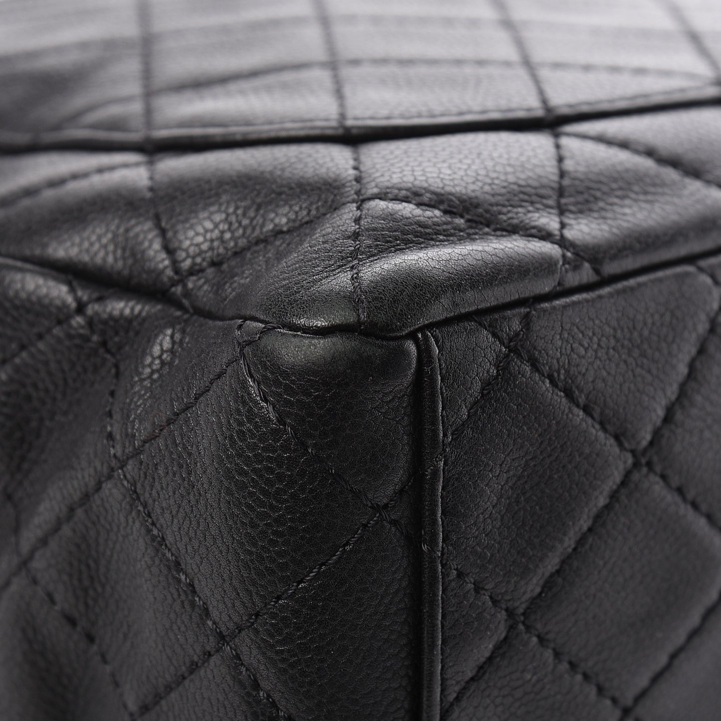 Caviar Quilted Maxi Single Flap Black