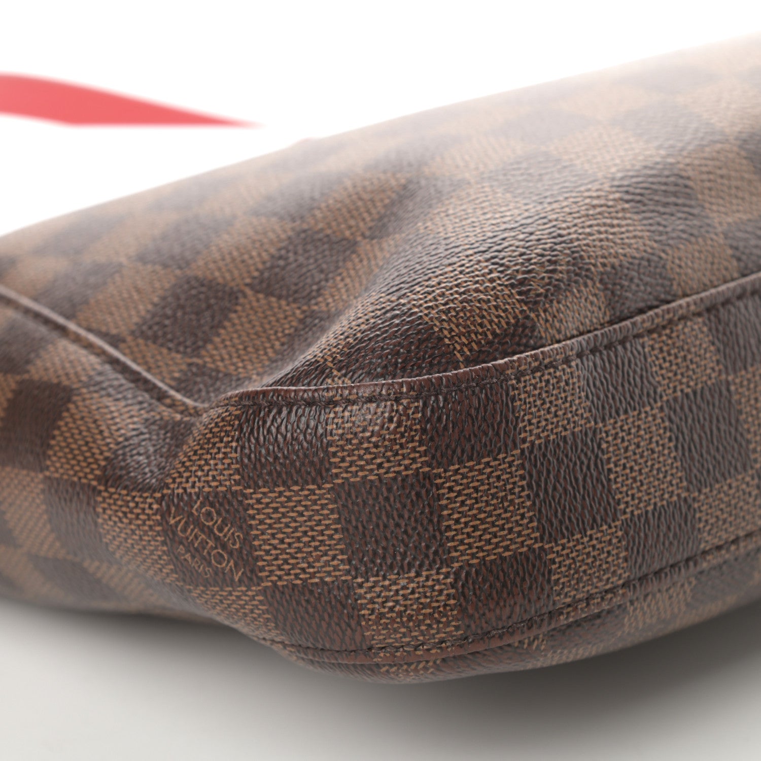 Louis Vuitton Damier Ebene South Bank Besace 13 of 18