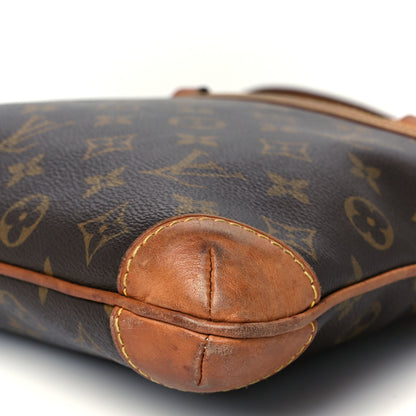 Louis Vuitton Monogram Sac Coussin GM 9 of 9