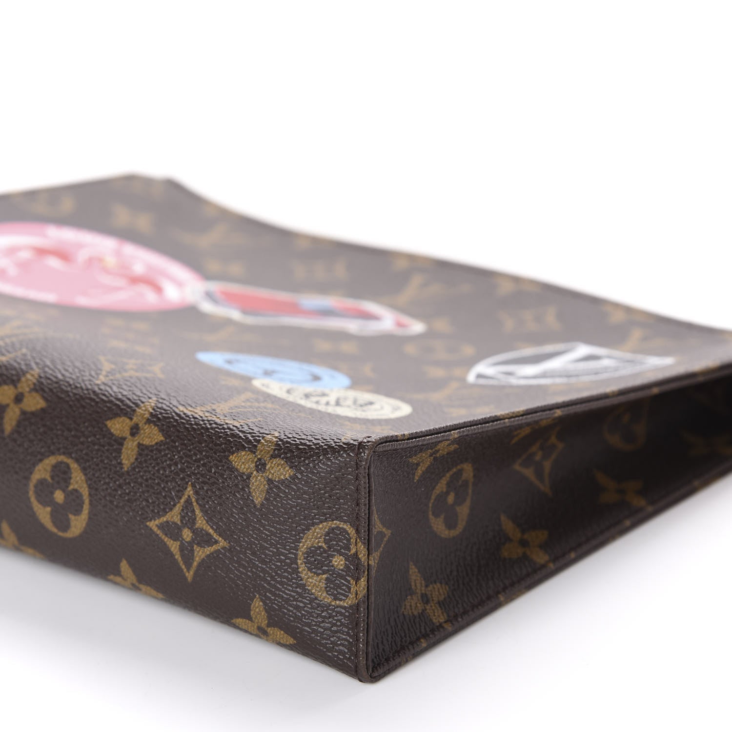 Louis Vuitton Monogram World Tour Toiletry Pouch 26 7 of 9