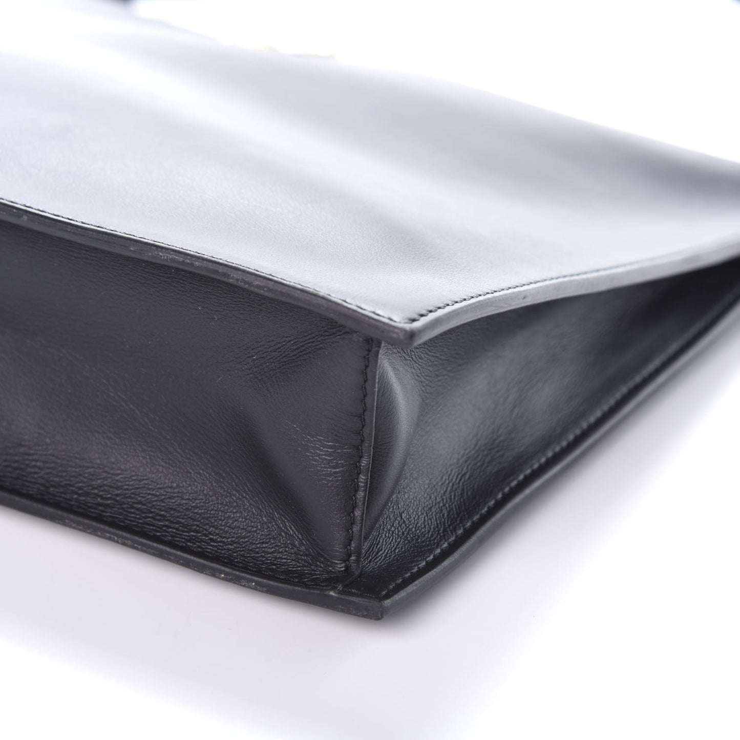 Vitello Virtus Shoulder Bag Black