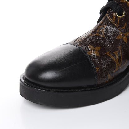Louis Vuitton Calfskin Monogram Wonderland Flat Ranger Boots 41 Black 13 of 14